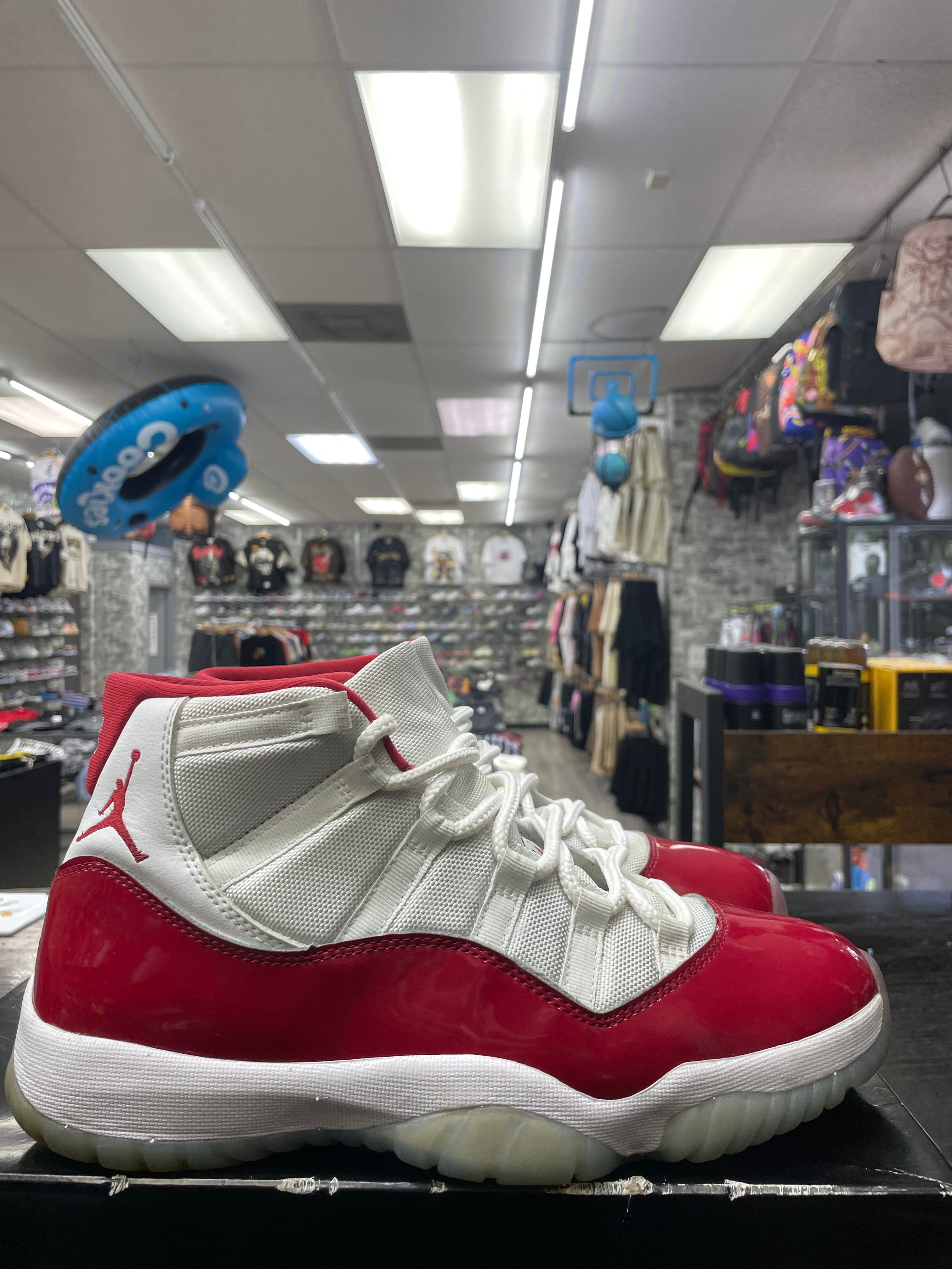 Air Jordan Retro 11 "Cherry" *Size 10 Preowned*
