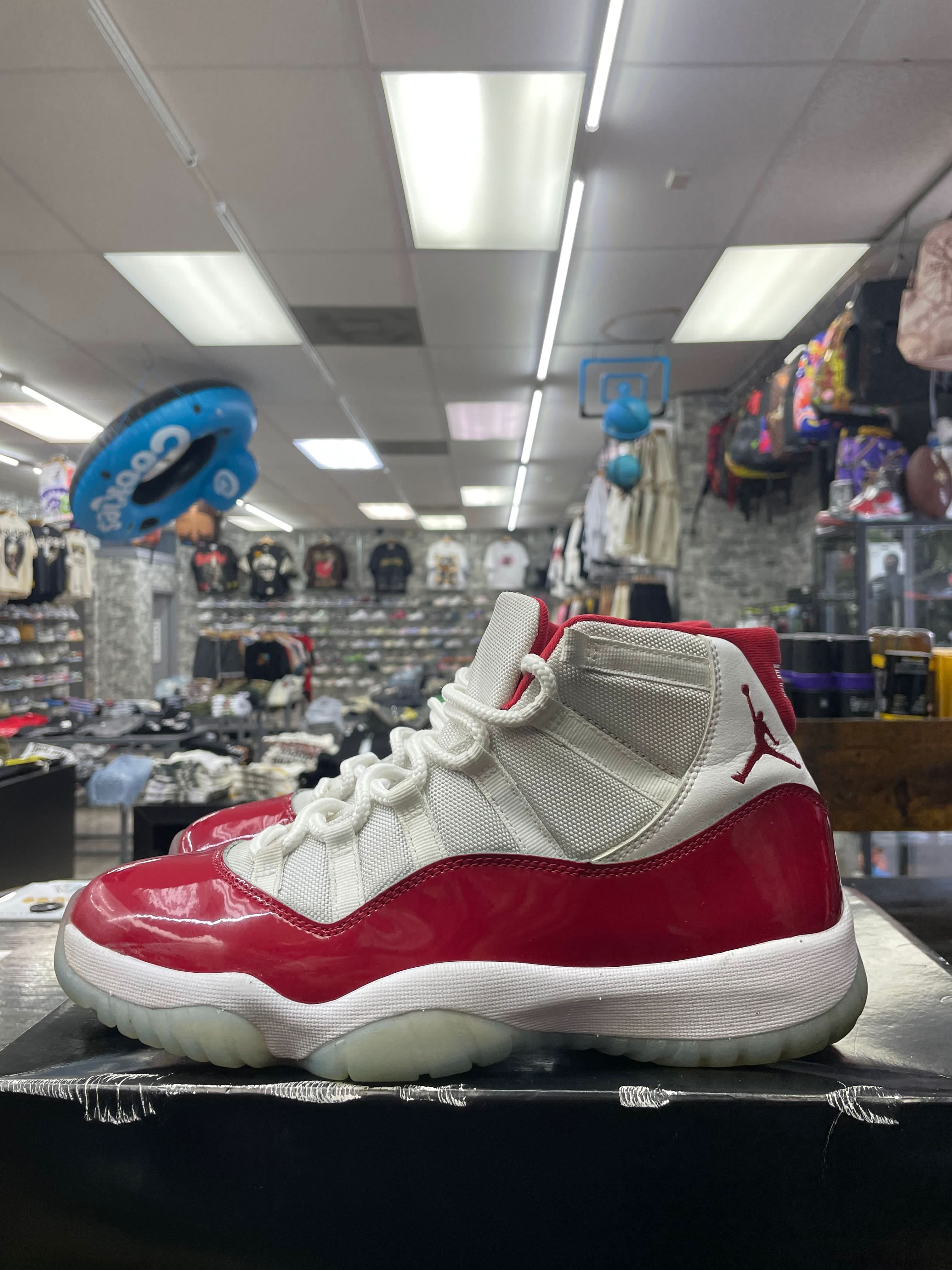 Air Jordan Retro 11 "Cherry" *Size 10 Preowned*