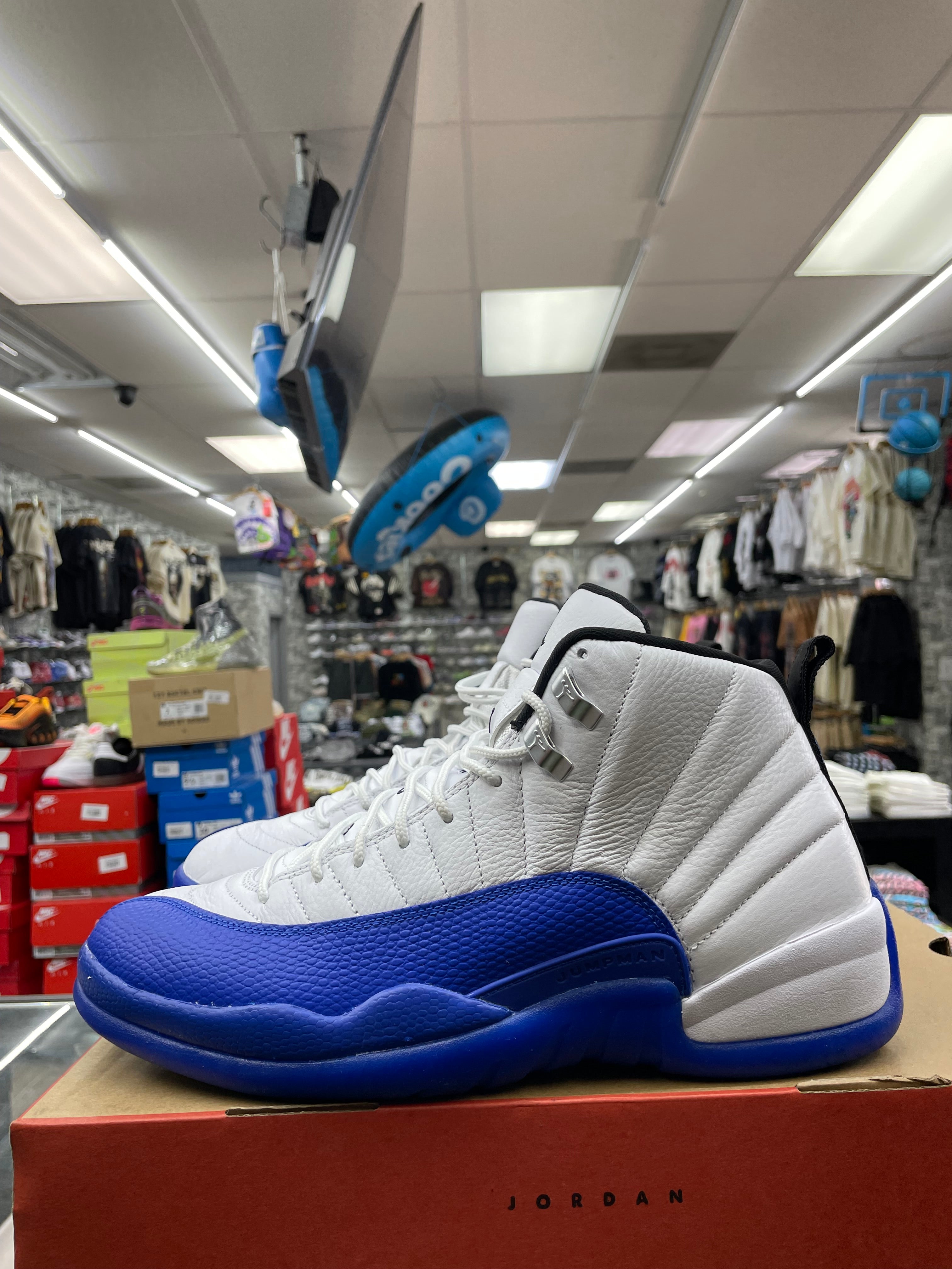 Air Jordan Retro 12 "Blueberry" *Size 11 Preowned*
