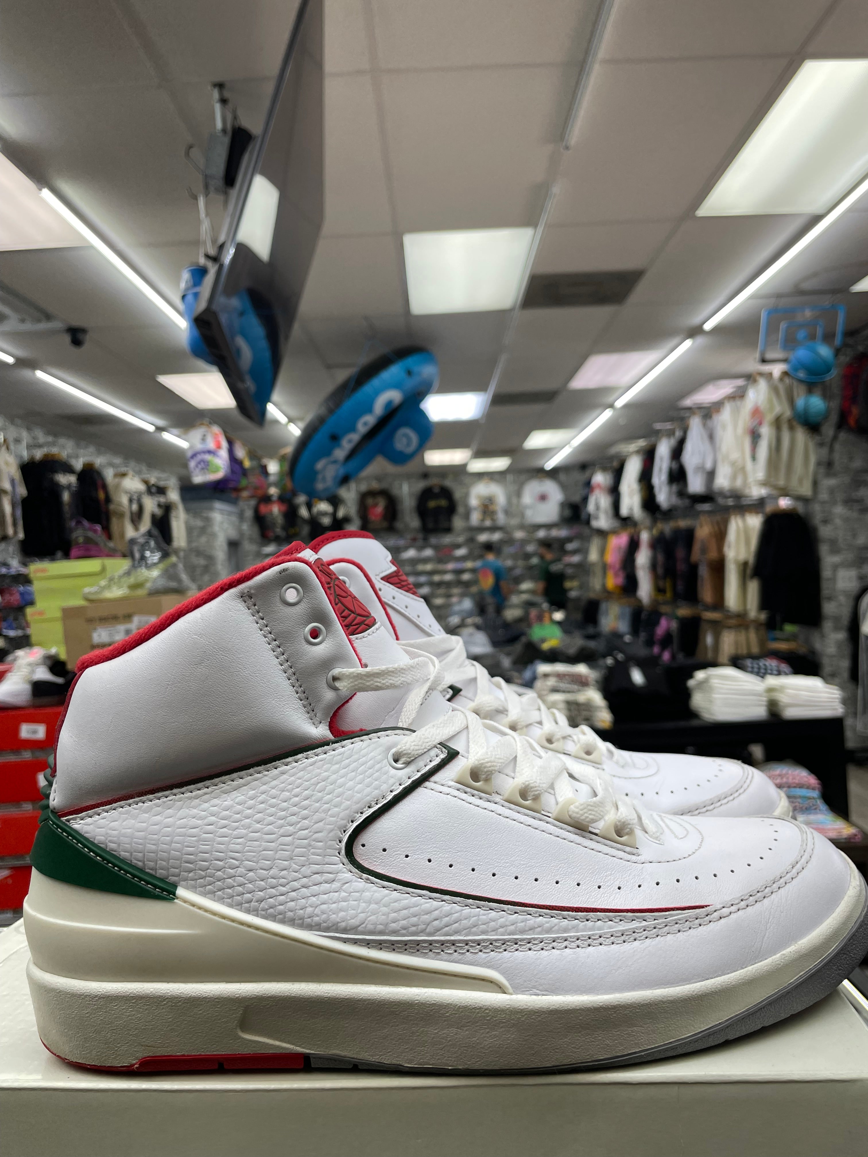 Air Jordan Retro 2 "Origin" *Size 11 Preowned*