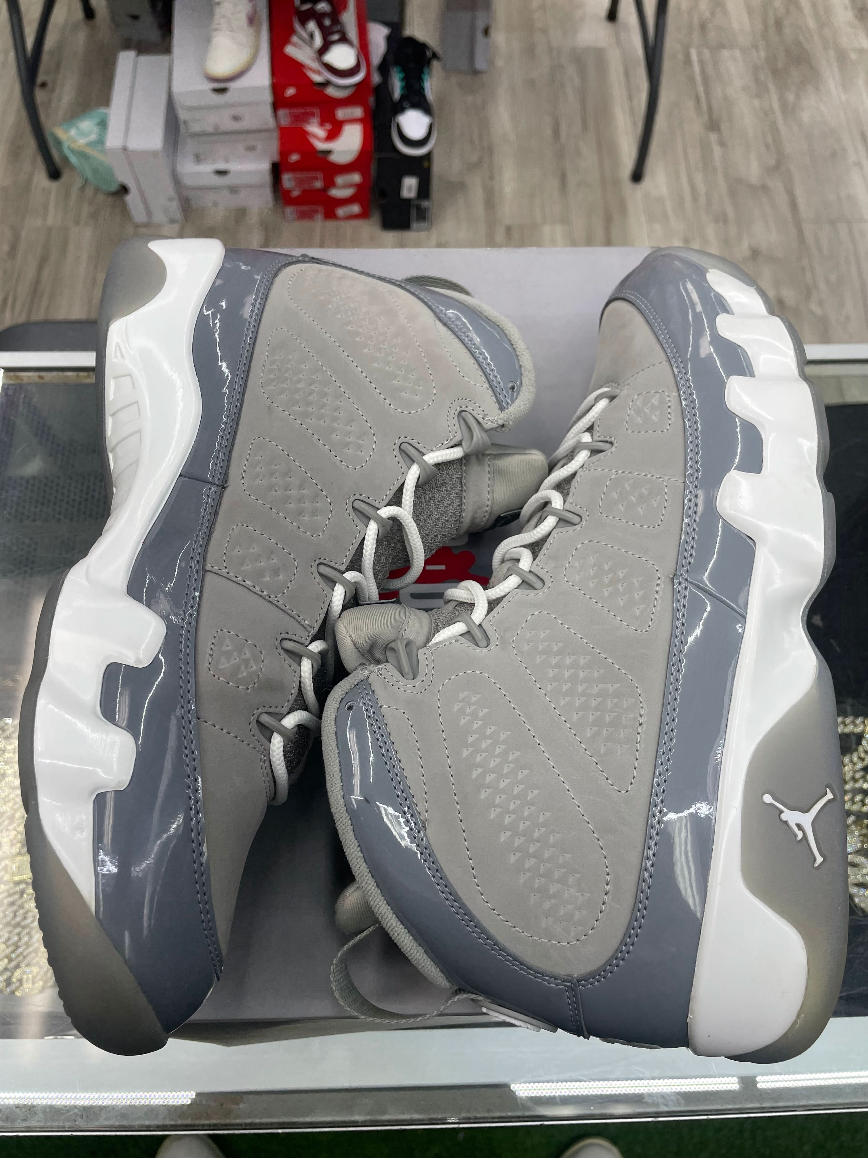 Air Jordan Retro 9 “Cool Grey” *Size 11.5 Preowned*