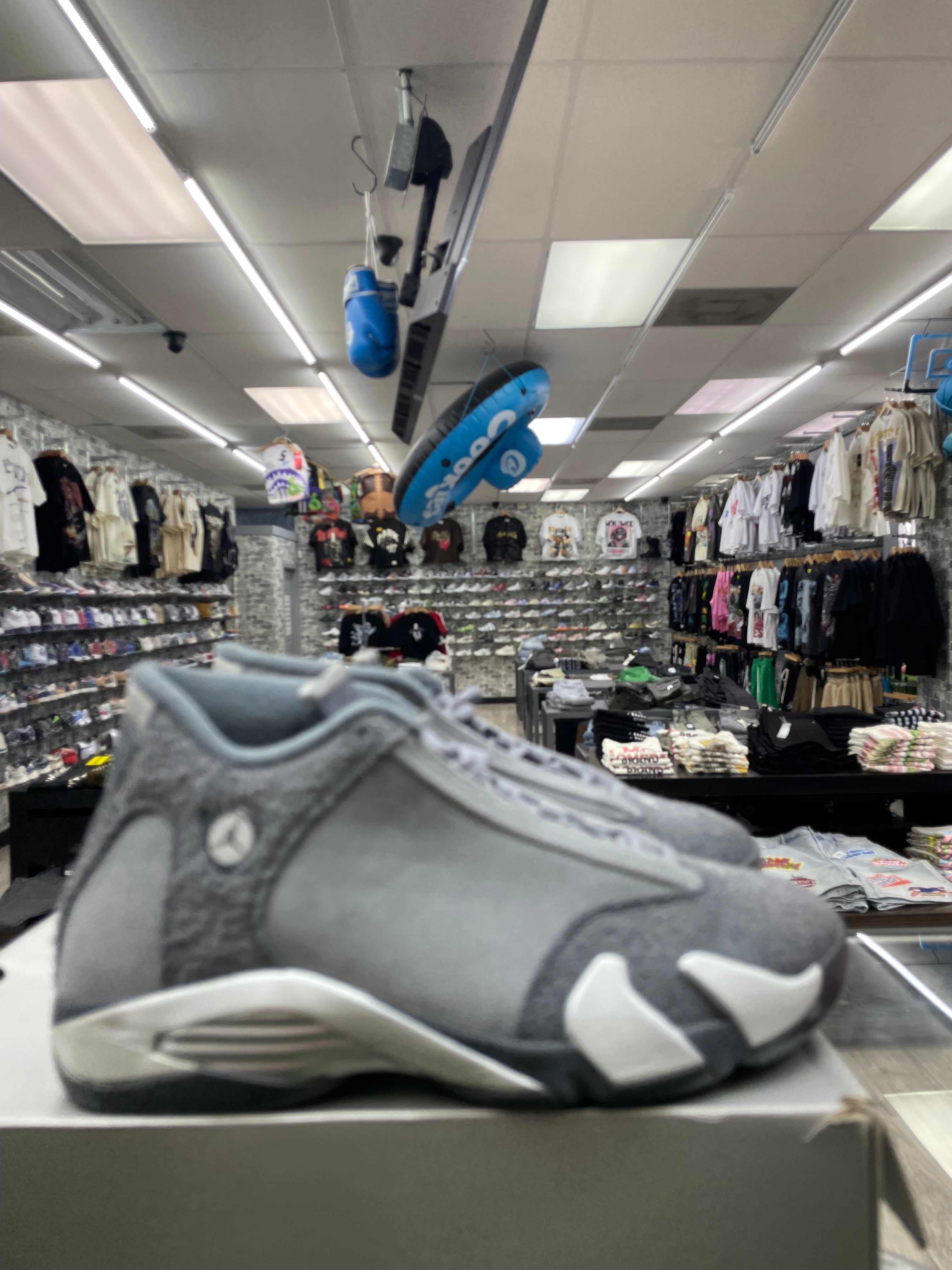 Air Jordan Retro 14 “flint Grey” *Size 8 Preowned*