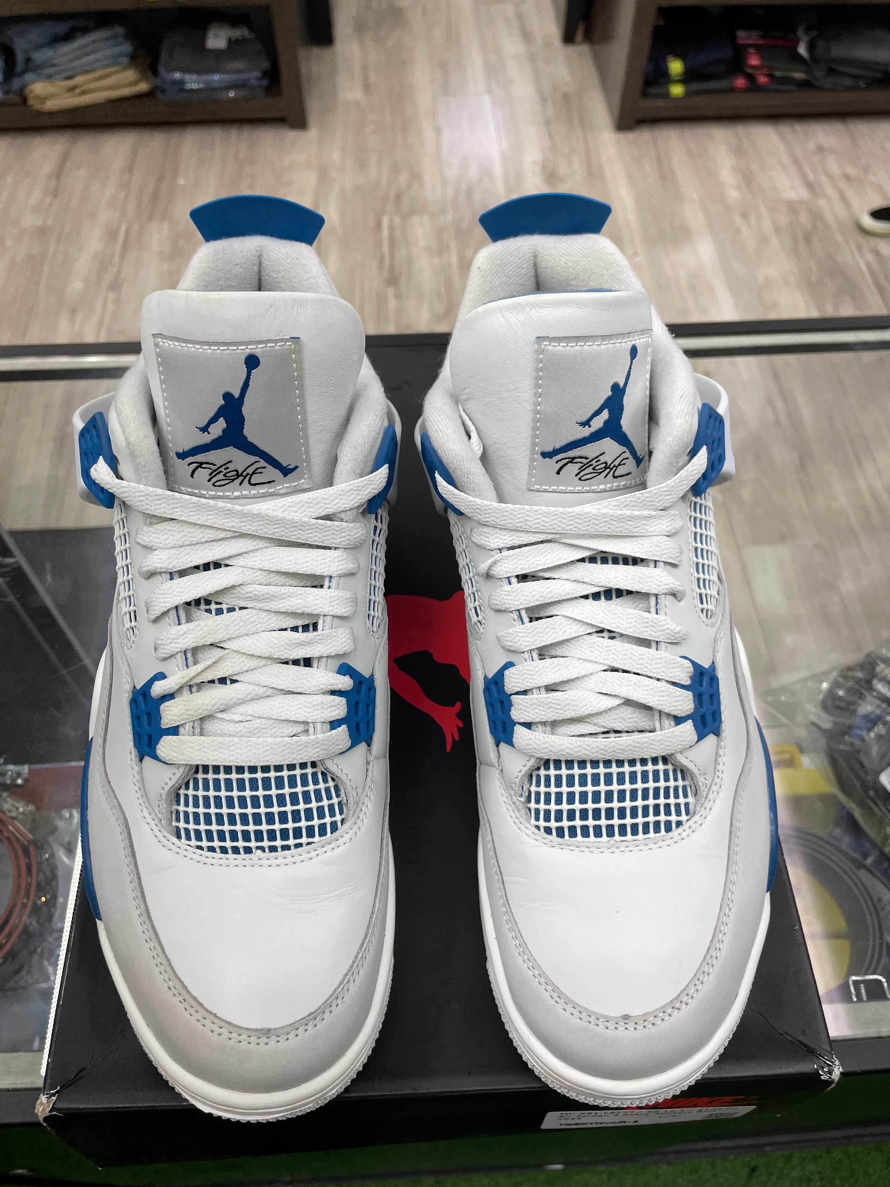 Air Jordan Retro 4 “Military Blue” *Size 10.5 Preowned*
