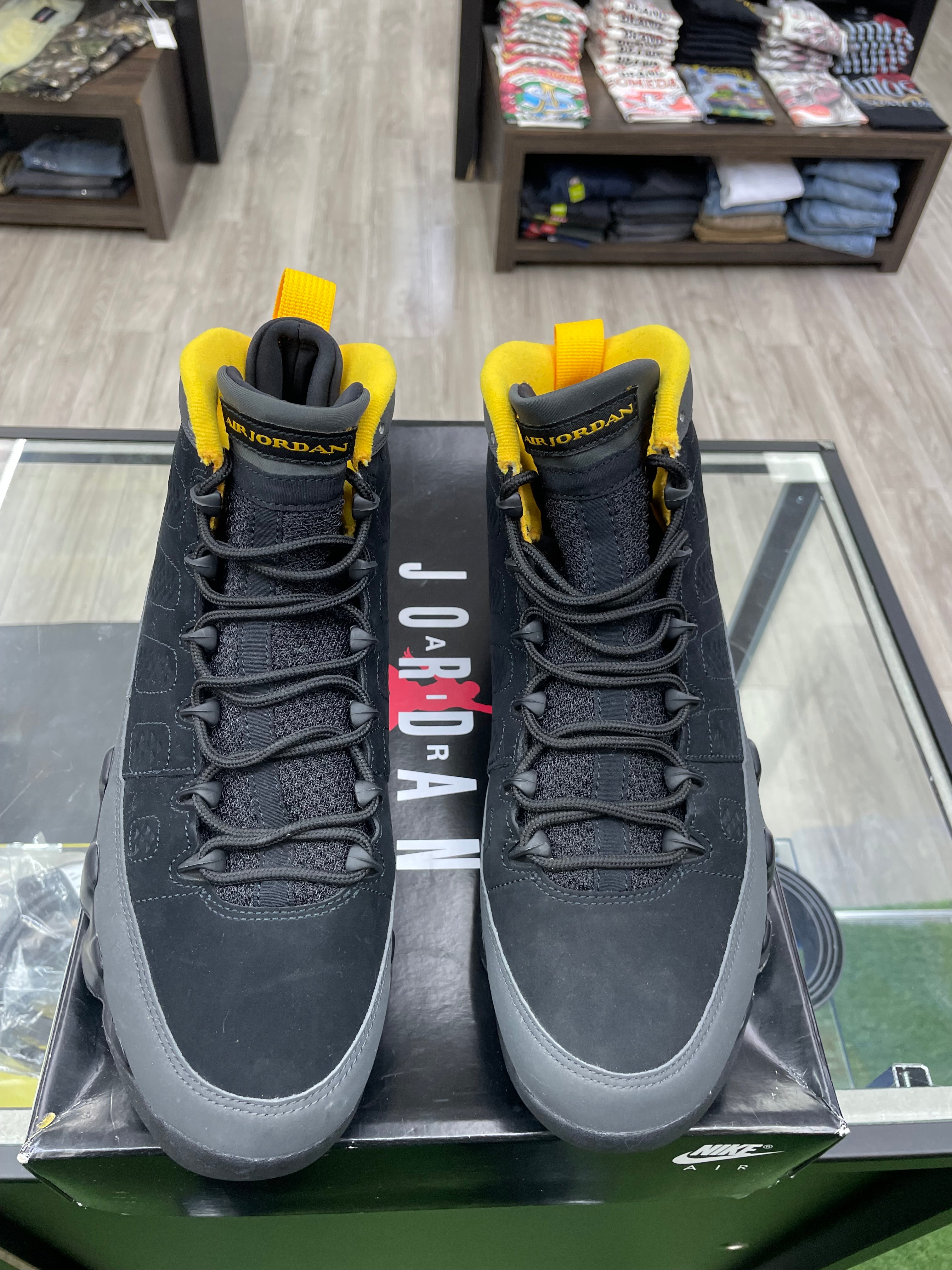 Air Jordan Retro 9 “Dark Charcoal University Gold” *Size 11 Preowned*