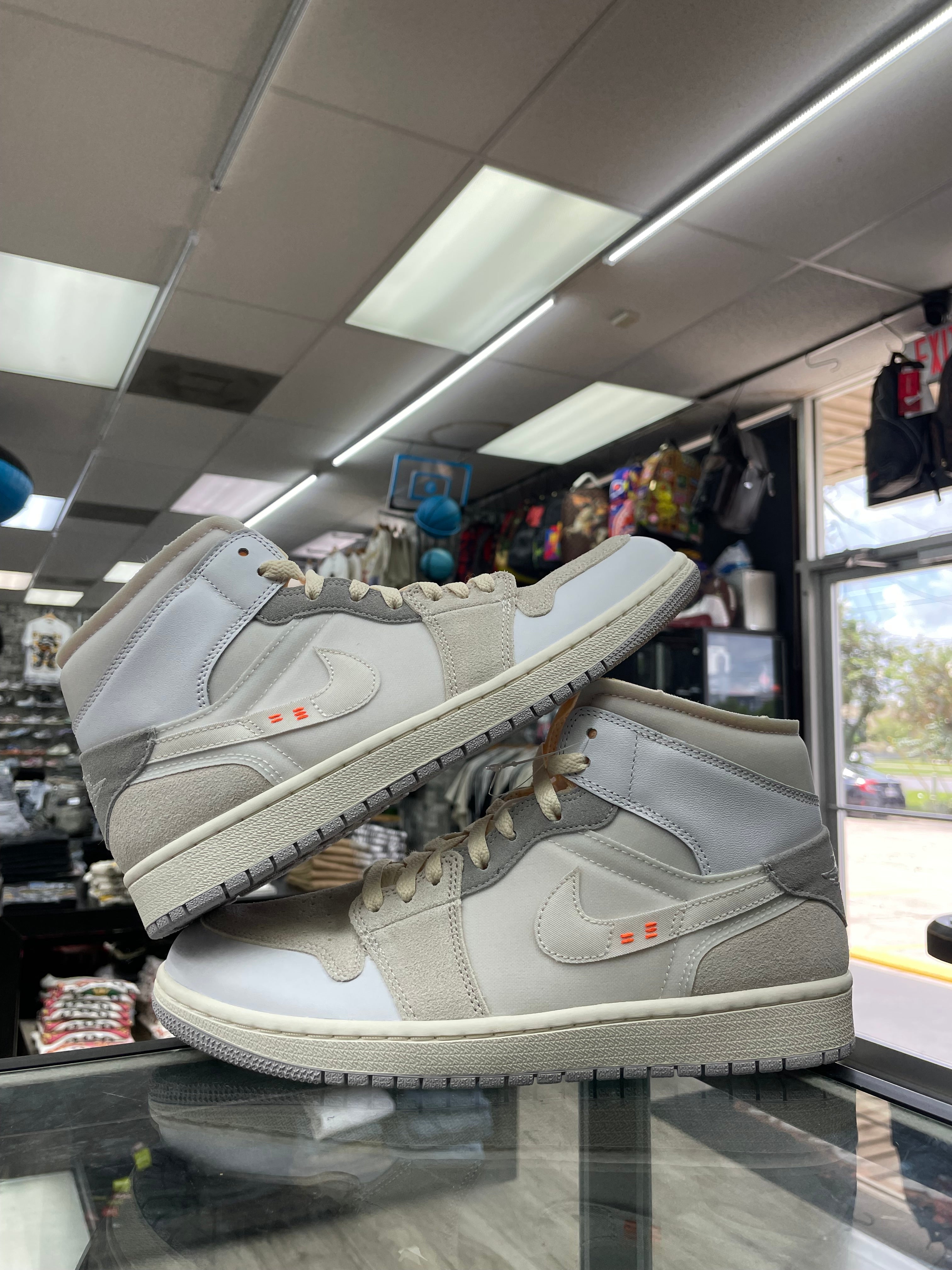 Air Jordan 1 “Craft Inside Out White Grey”