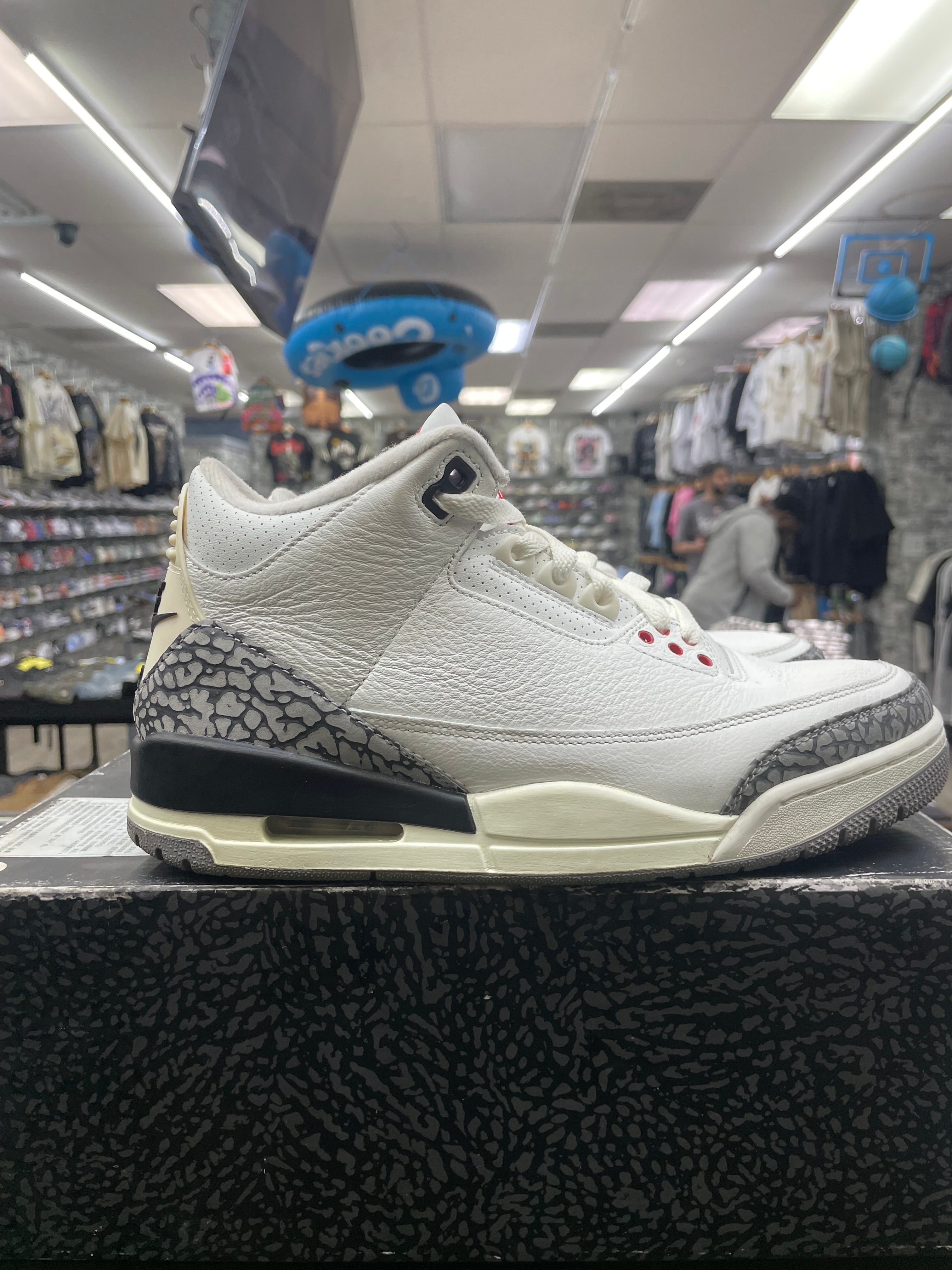 Air Jordan Retro 3 “White Cement Reimagined” *Size 8 Preowned*
