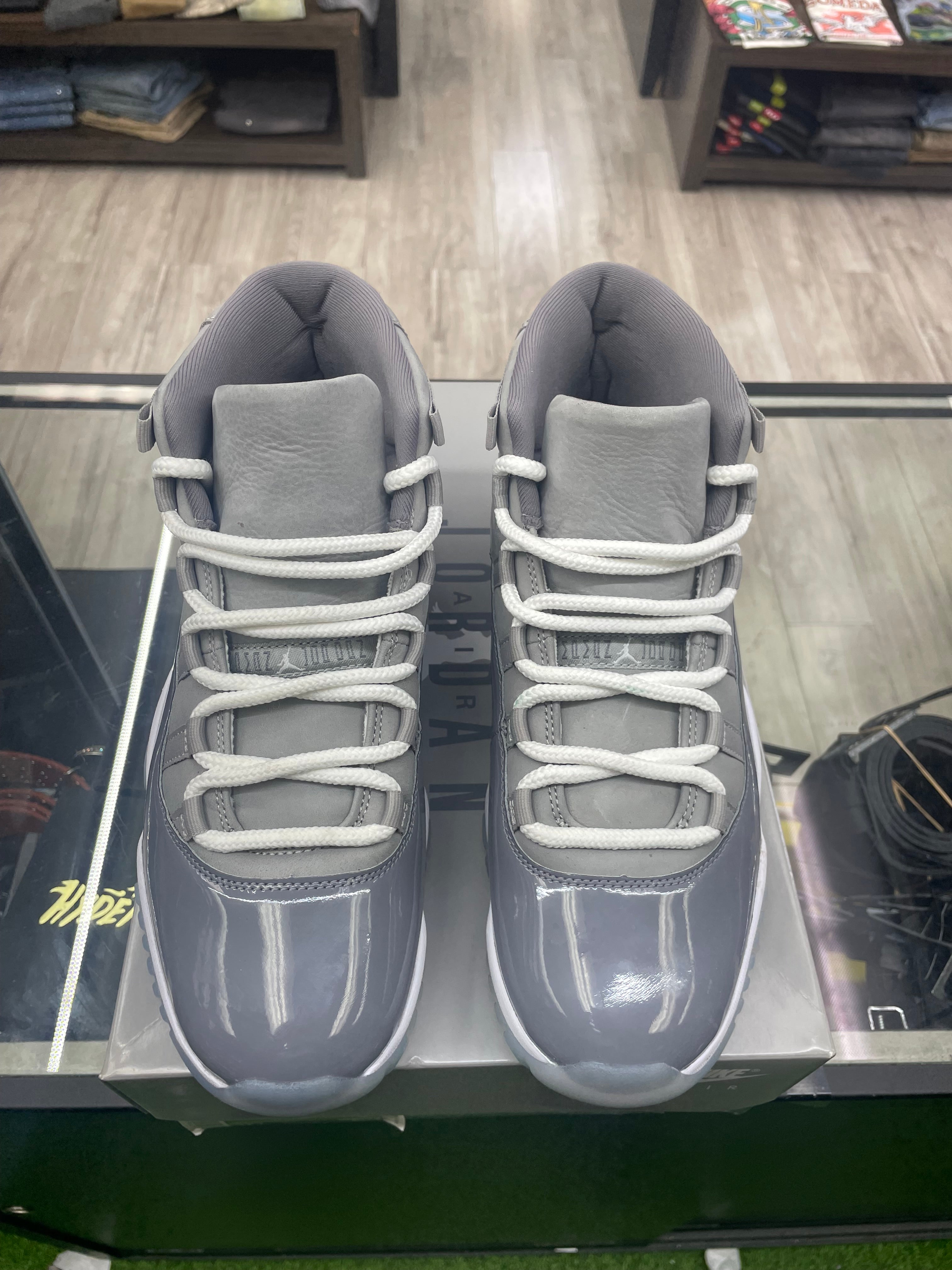 Air Jordan Retro 11  “Cool Grey” *Size 10 Preowned*