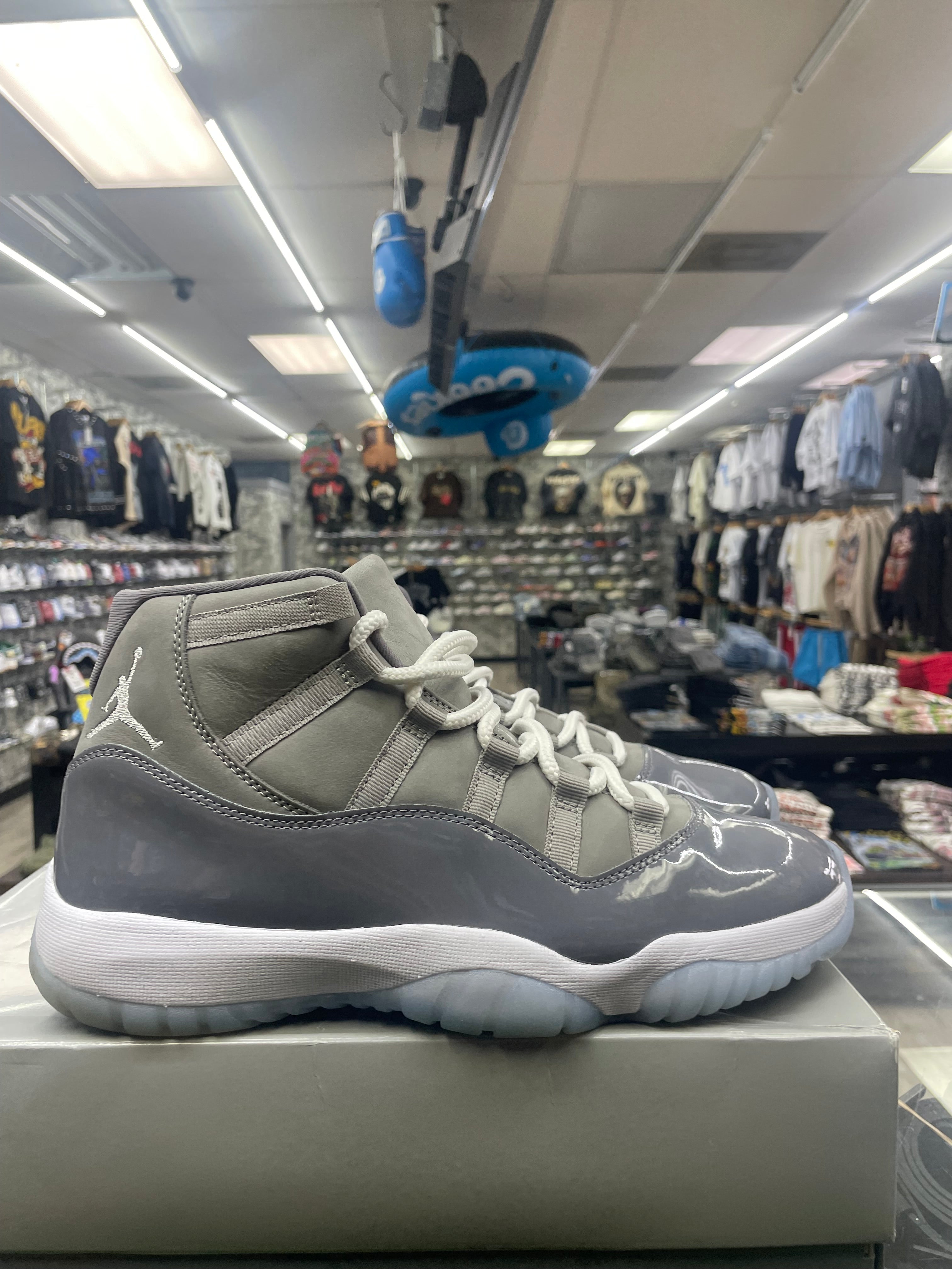 Air Jordan Retro 11 “Cool Grey” *Size 10.5 Preowned*