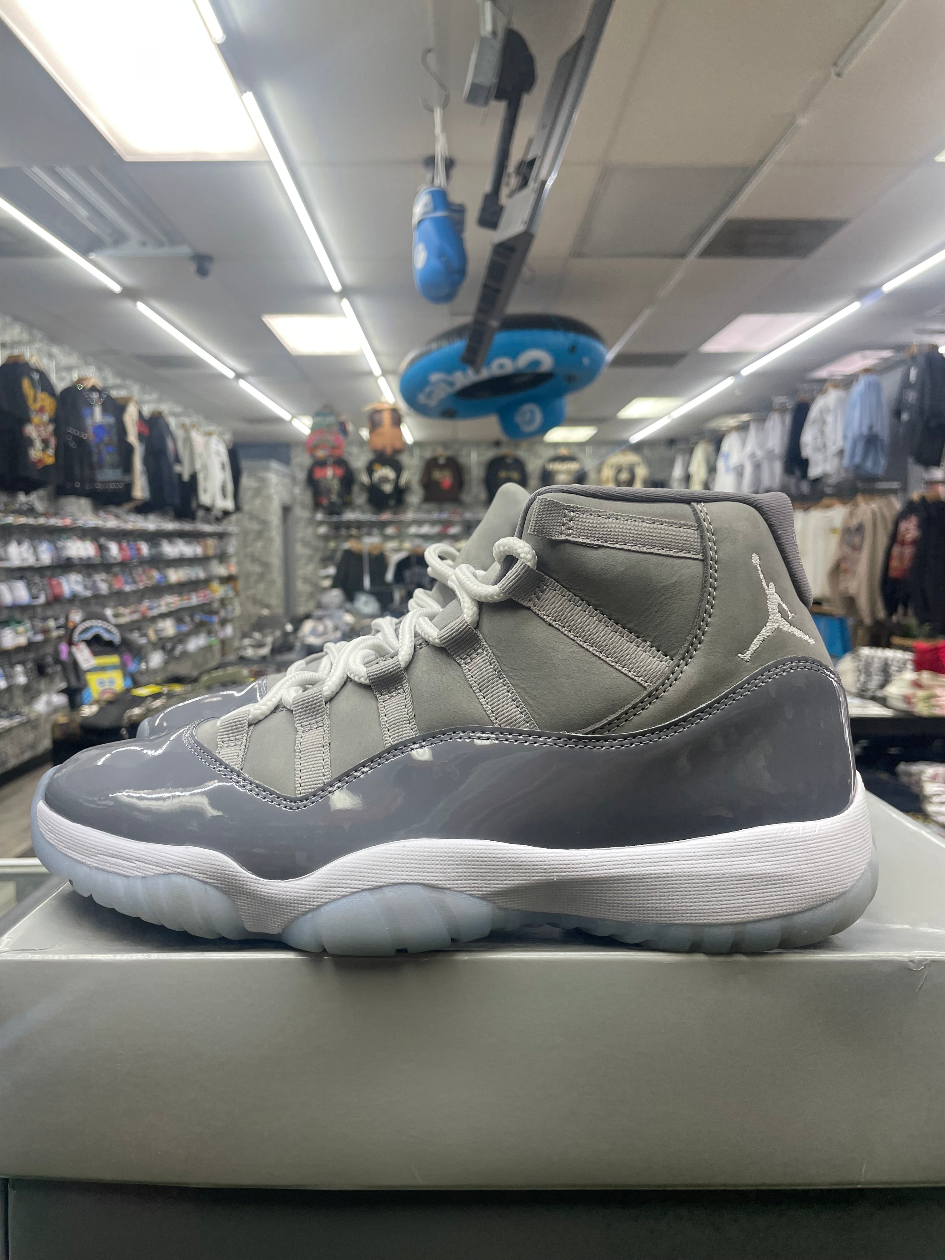 Air Jordan Retro 11 “Cool Grey” *Size 10.5 Preowned*