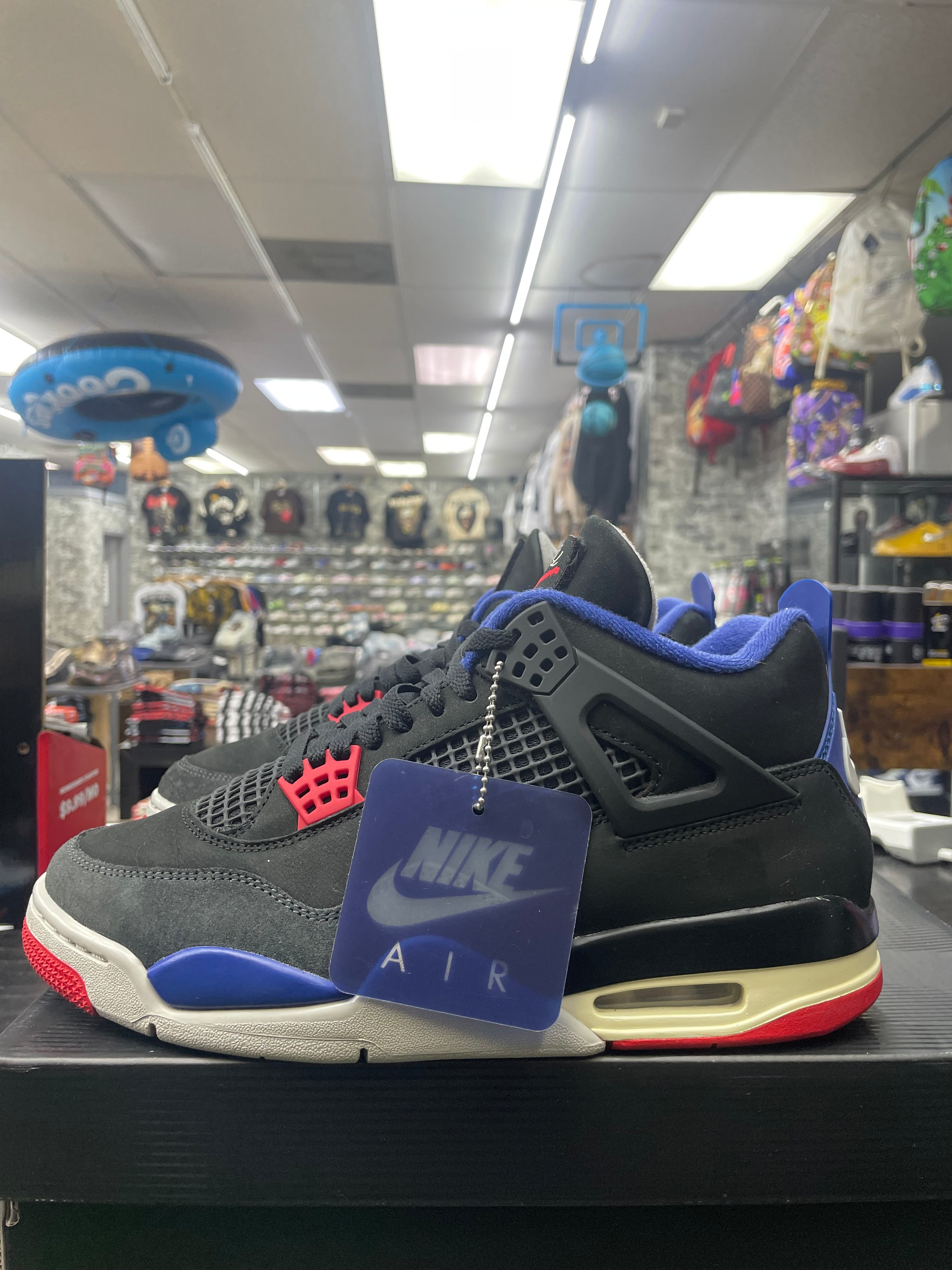 Air Jordan Retro 4 “Rare Air” *Size 9 Preowned* (FV5029-003)