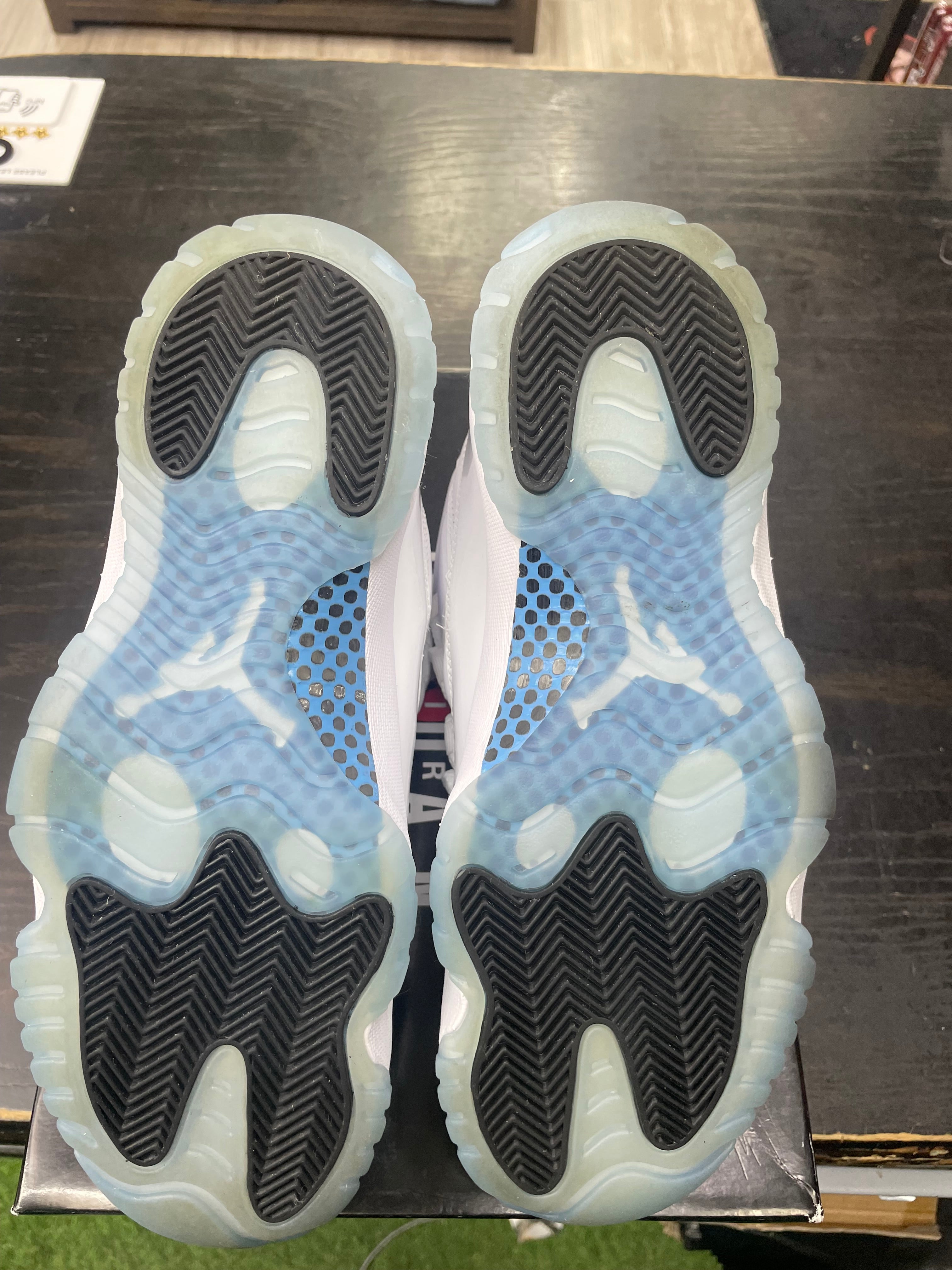 Air Jordan Retro 11 “Legend Blue” *Size 10.5 Preowned* (CT8012-104)