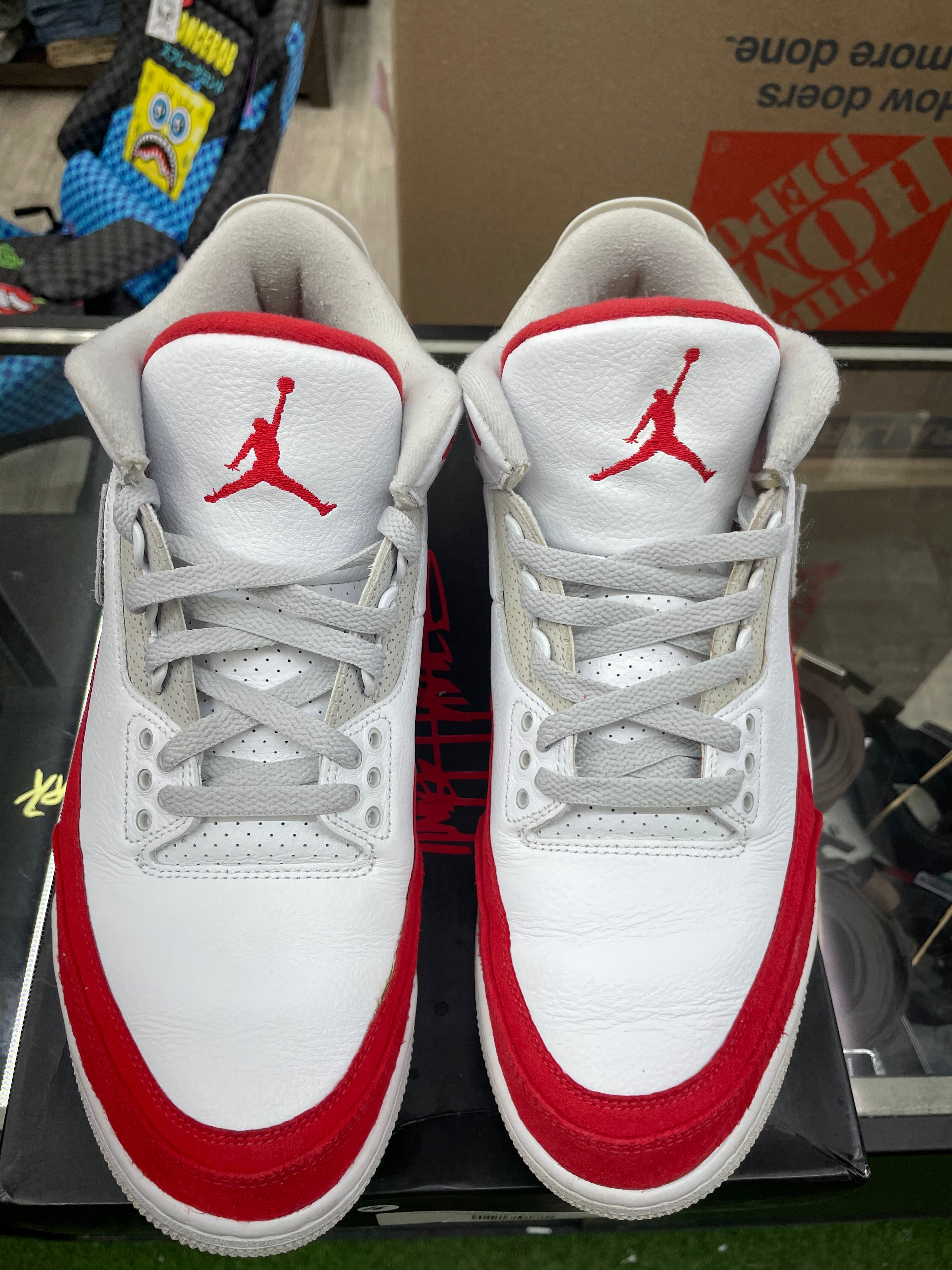 Air Jordan Retro 3 "Tinker White University Red" *Size 12 Preowned*