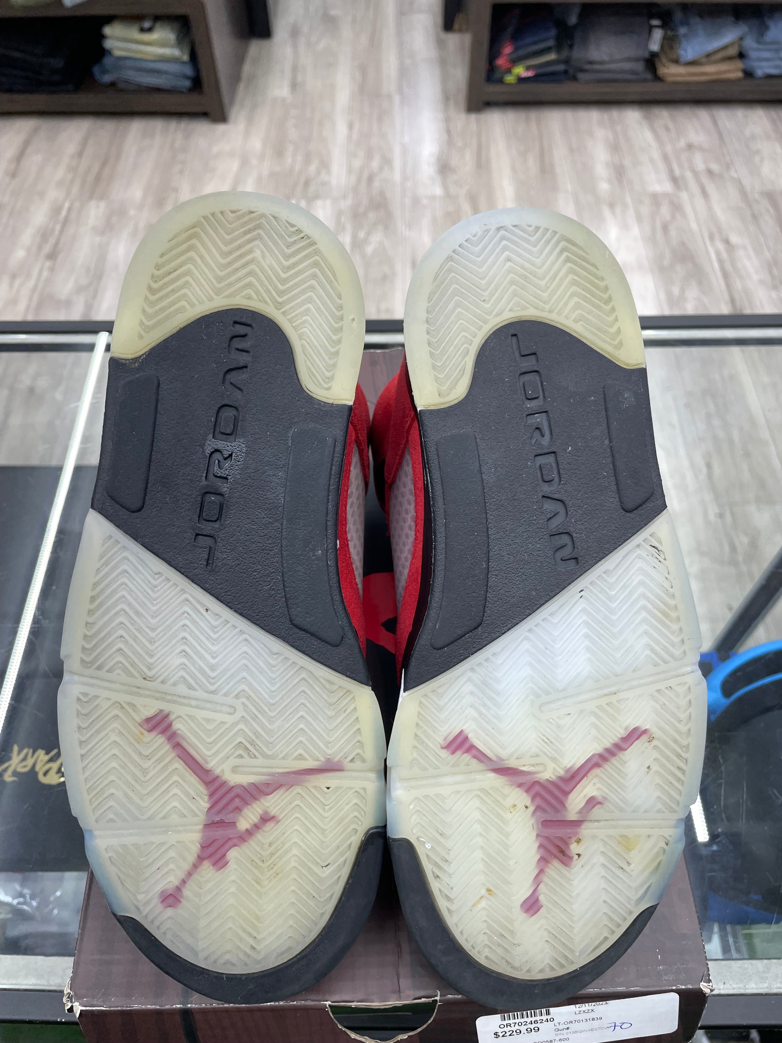 Air Jordan Retro 5 “Raging Bull Red” *Size 8 Preowned*