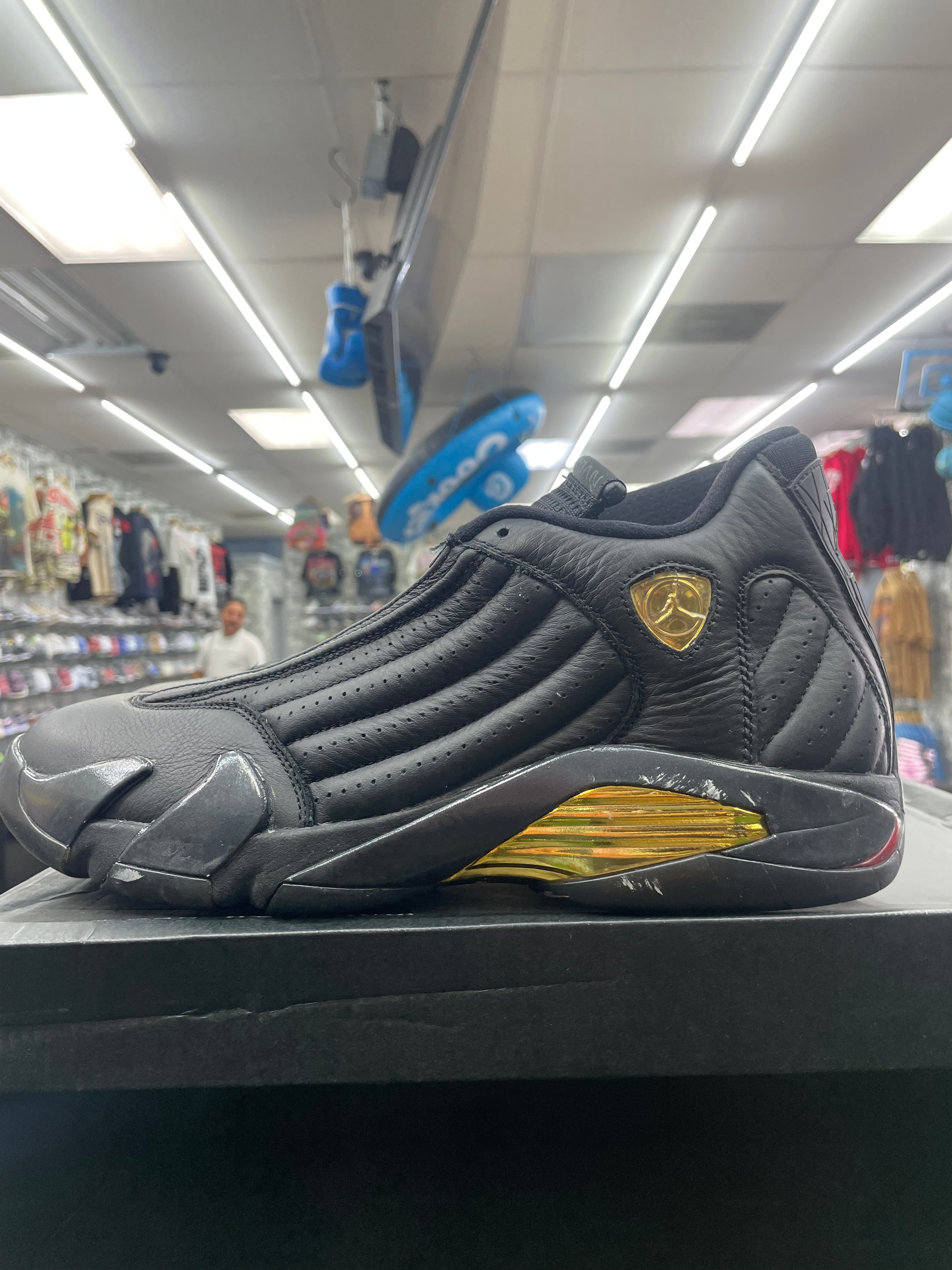 Air Jordan Retro 14 “Defining Moments Pack Last Shot” *Size 11.5 Preowned*