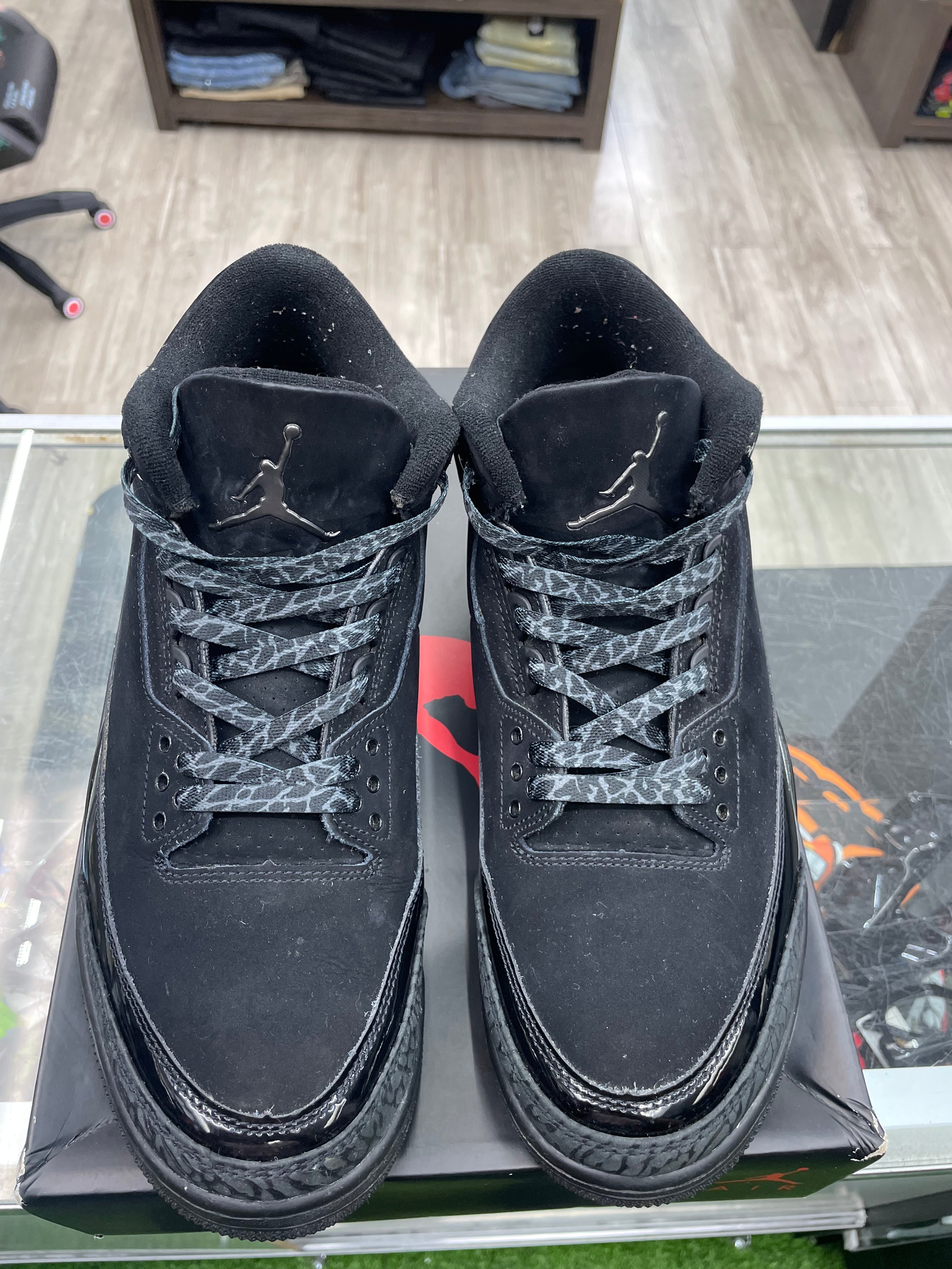 Air Jordan Retro 3 “Black Cat” *Size 11.5 Preowned* (CT8532-001)