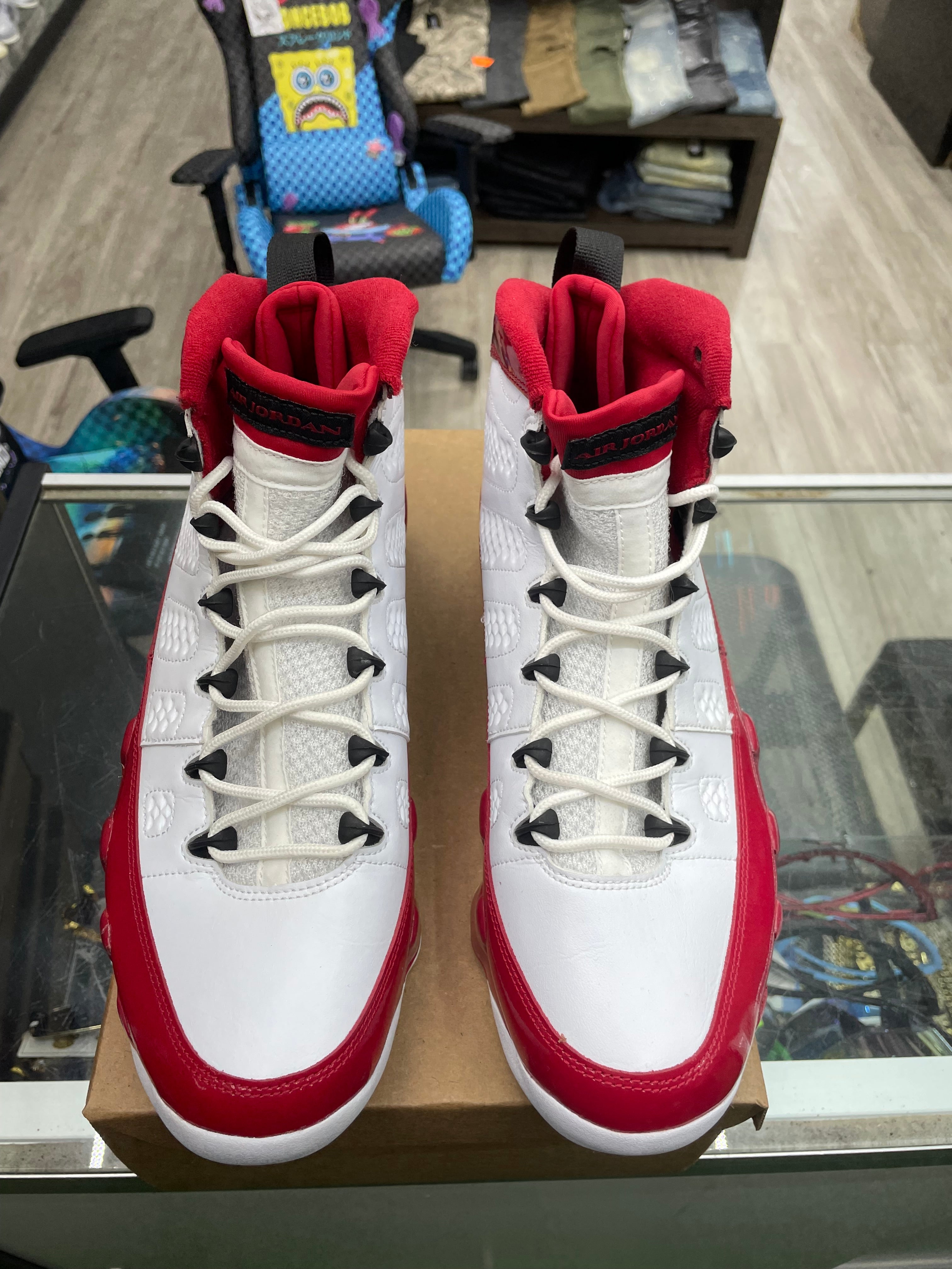 Air Jordan Retro 9 “White Gym Red” *Size 12 Preowned* (302370-160)