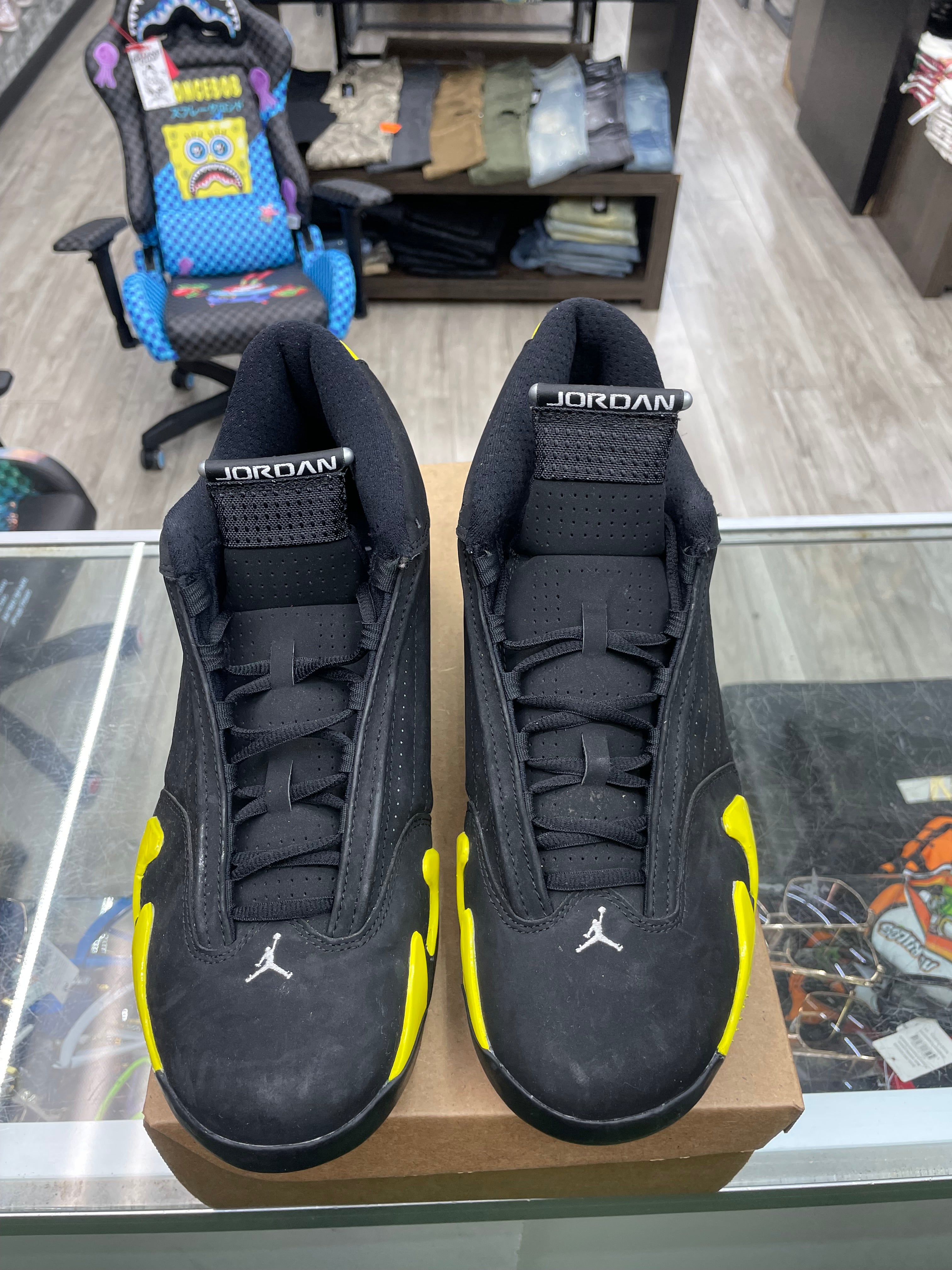 Air Jordan Retro 14 “Thunder” *Size 11 Preowned* (487471-070)