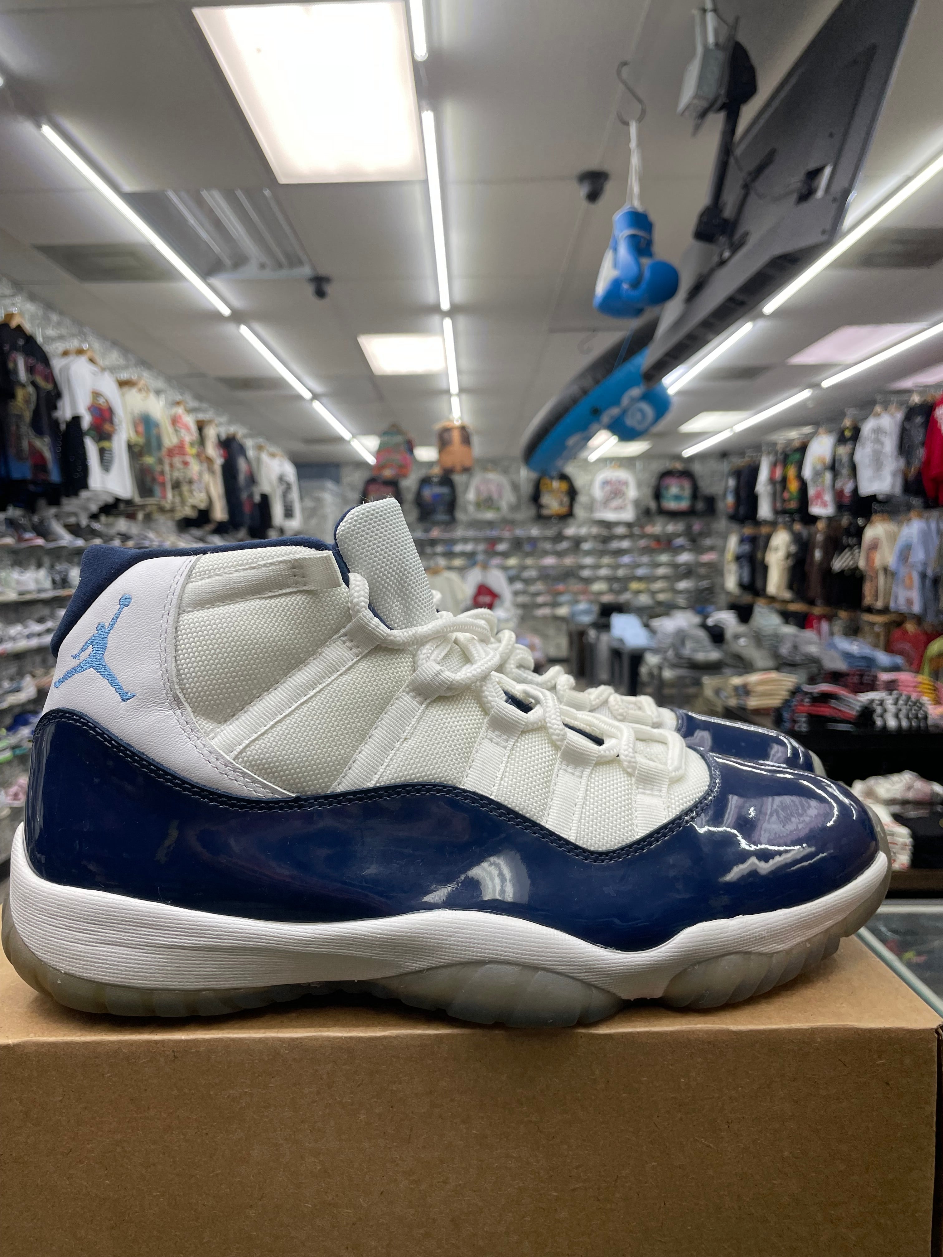 Air Jordan Retro 11 “Win Like 82” *Size 12 Preowned* (378037-123)