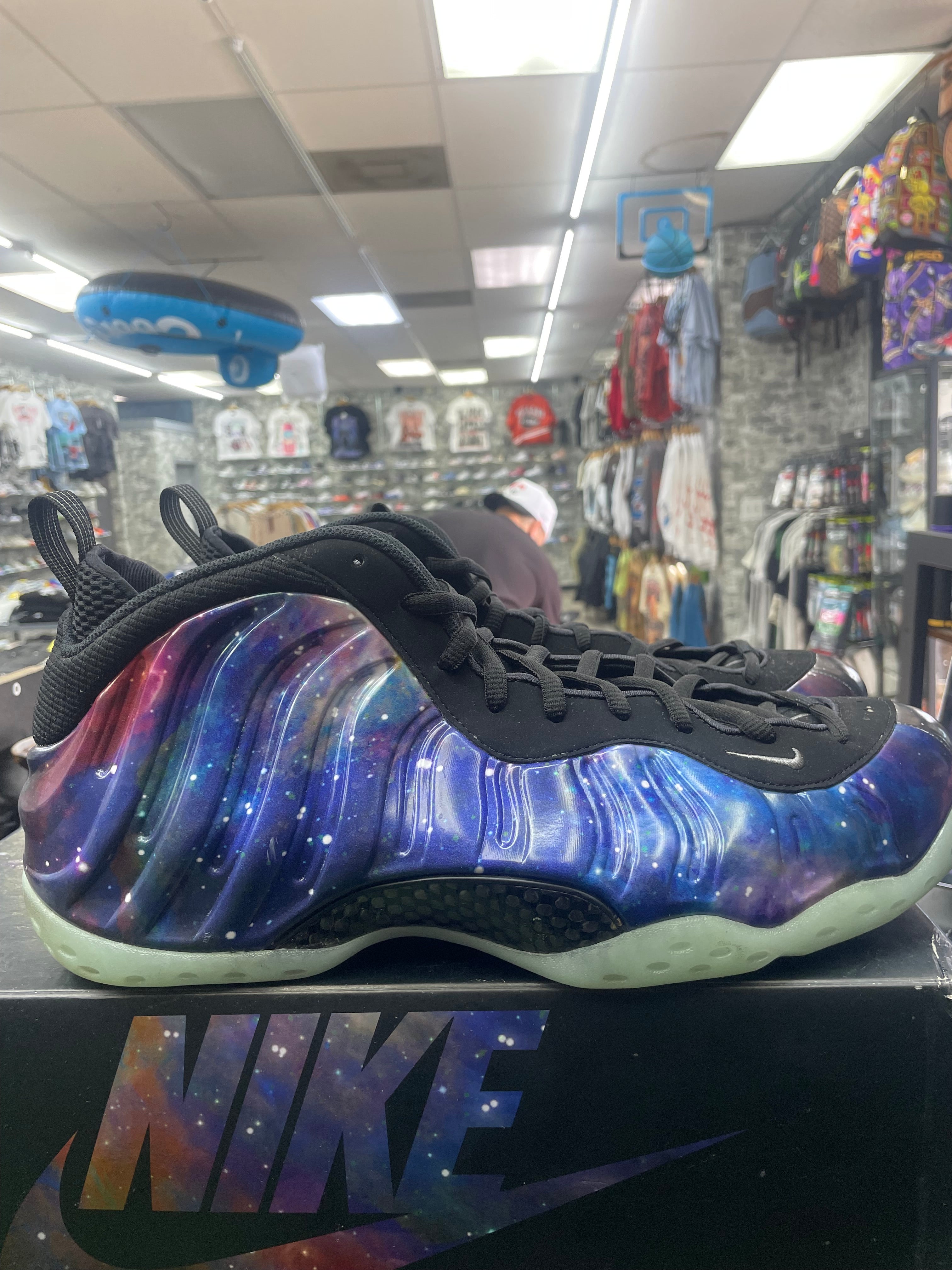 Nike Air Foamposite One Galaxy” *Size 15 Preowned*