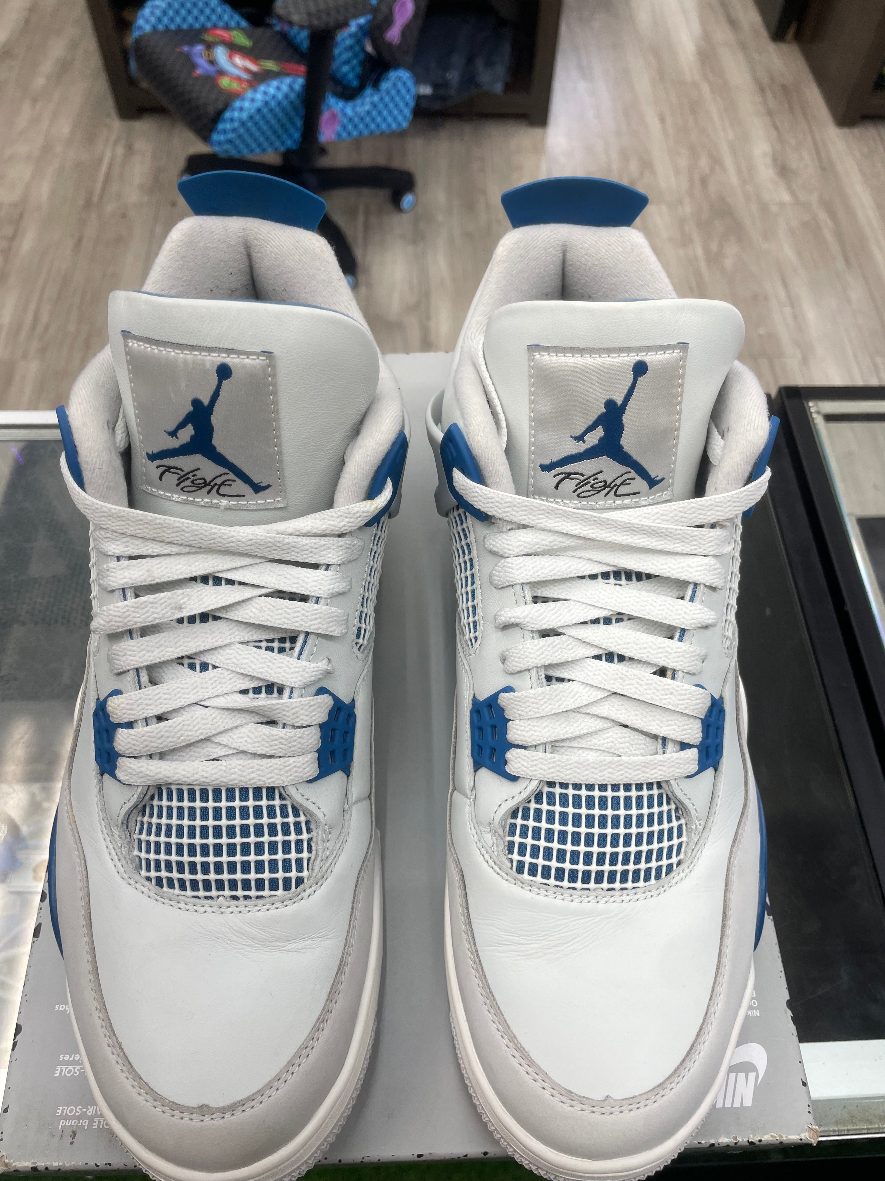 Air Jordan Retro 4 “Military Blue” *Size 12.5 Preowned* (FV5029-141)