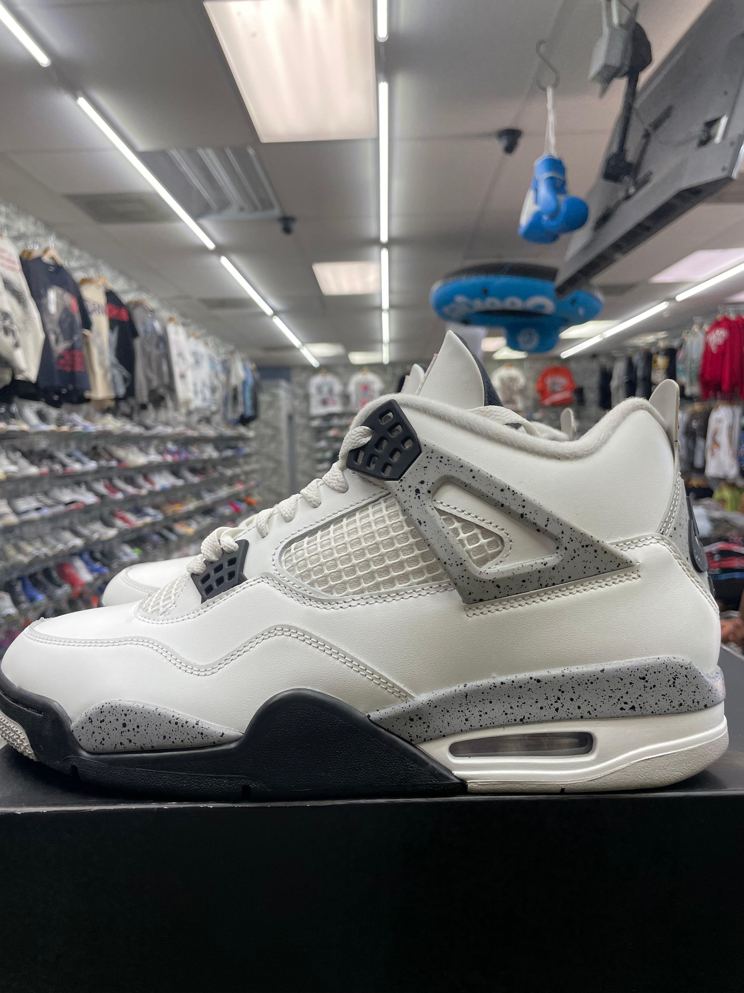 Air Jordan Retro 4 “White Cement” *Size 12 Preowned*