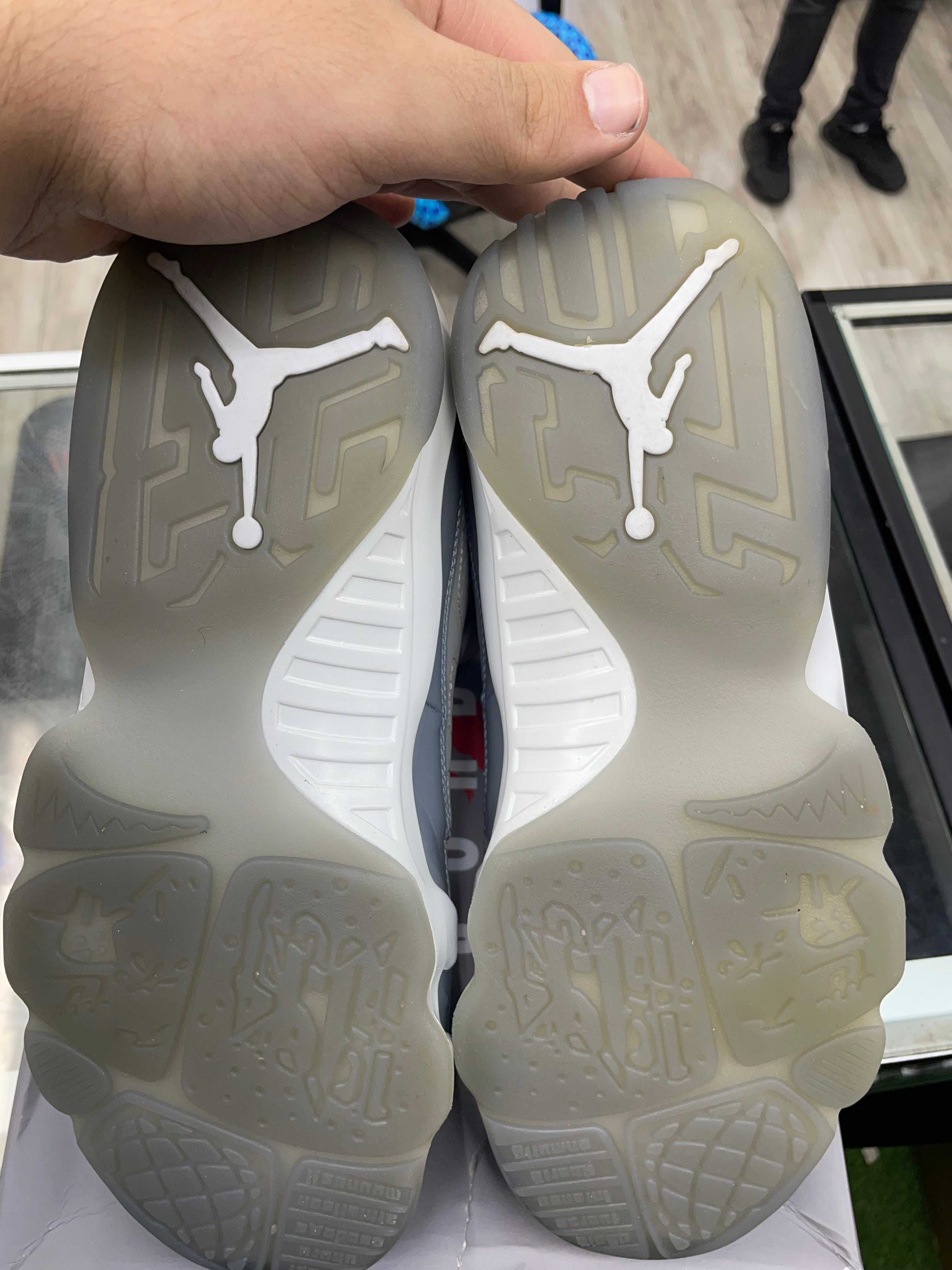Air Jordan Retro 9 “Cool Grey” *Size 9.5 Preowned*(HV4794-011)