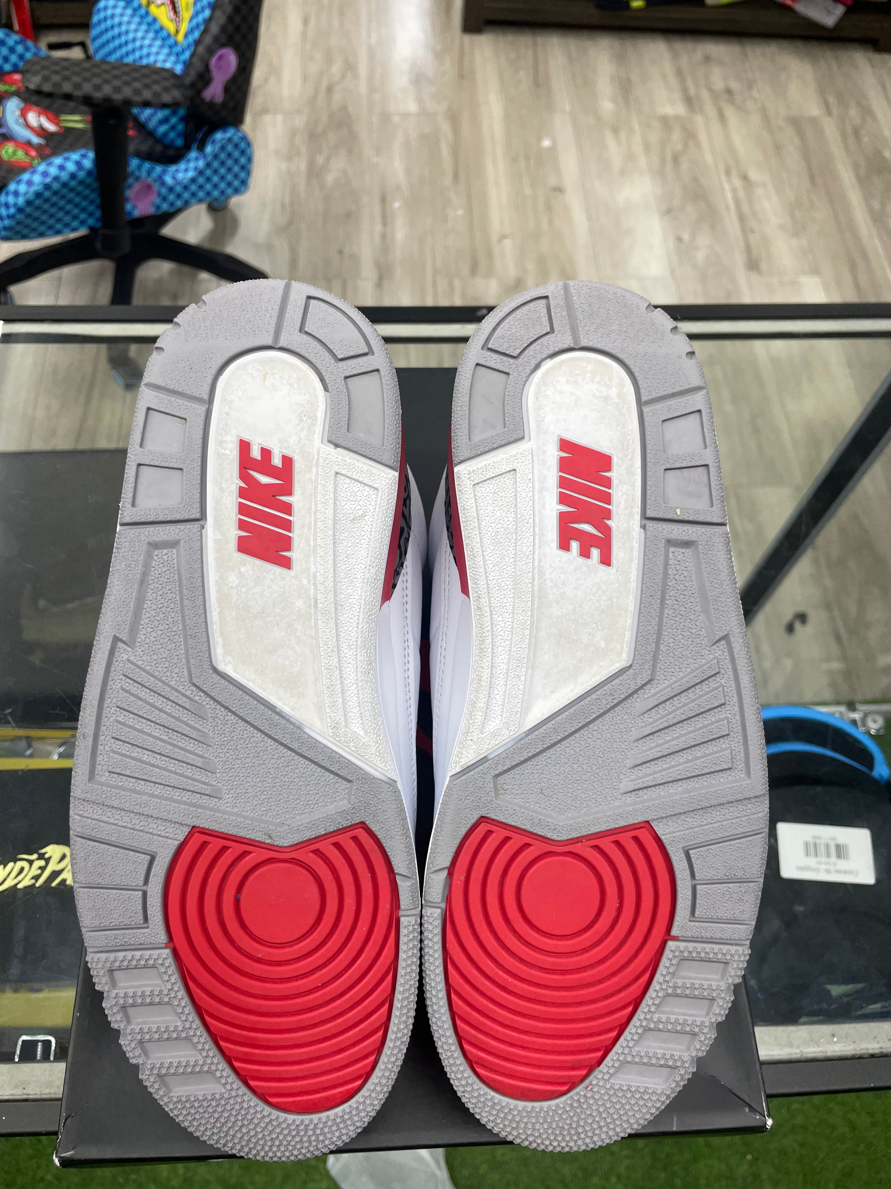 Air Jordan Retro 3 “Fire Red” *Size 8 Preowned*