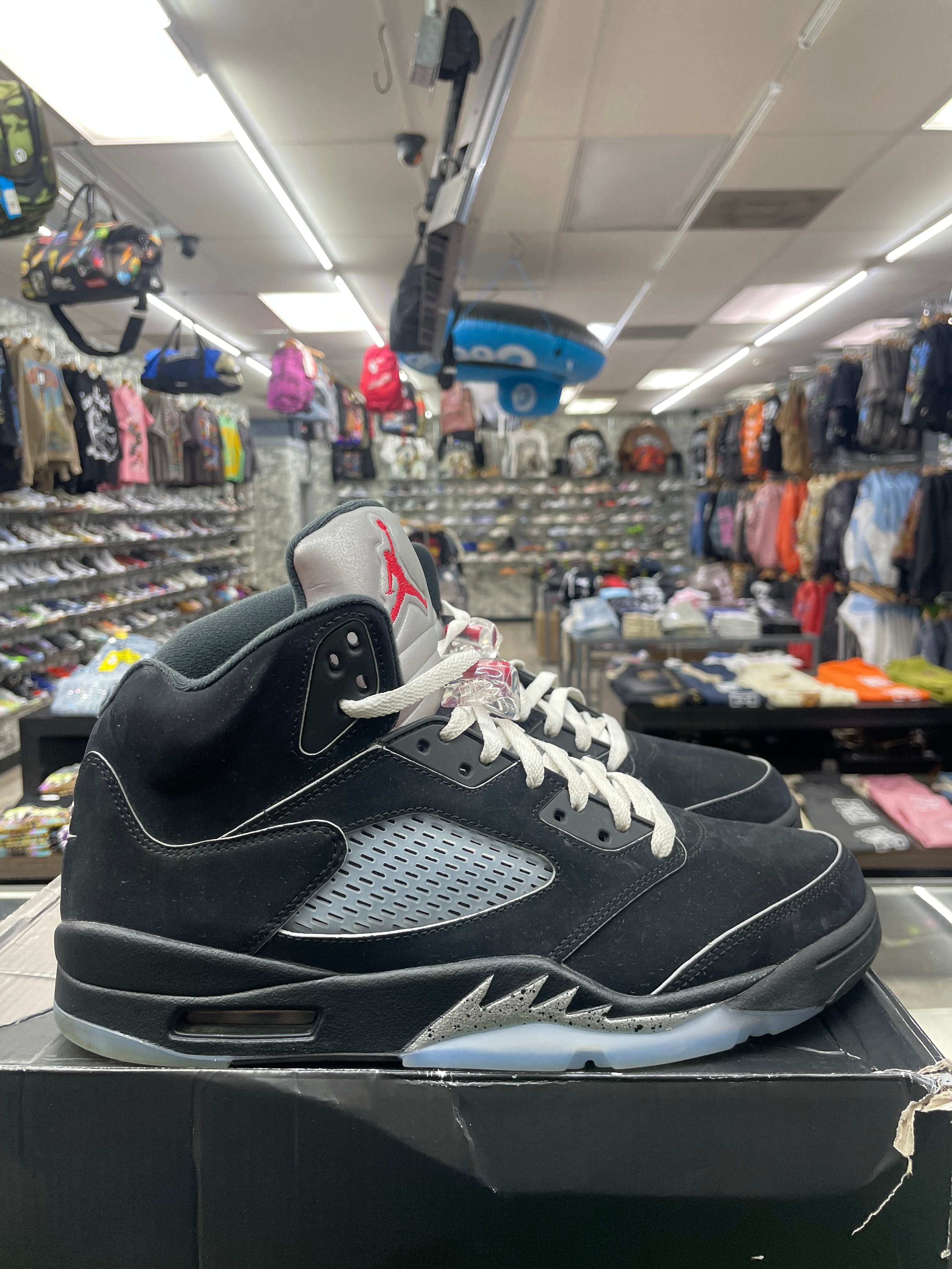 Air Jordan Retro 5 “Black Metallic Reimagined” *Size 11.5 Preowned*