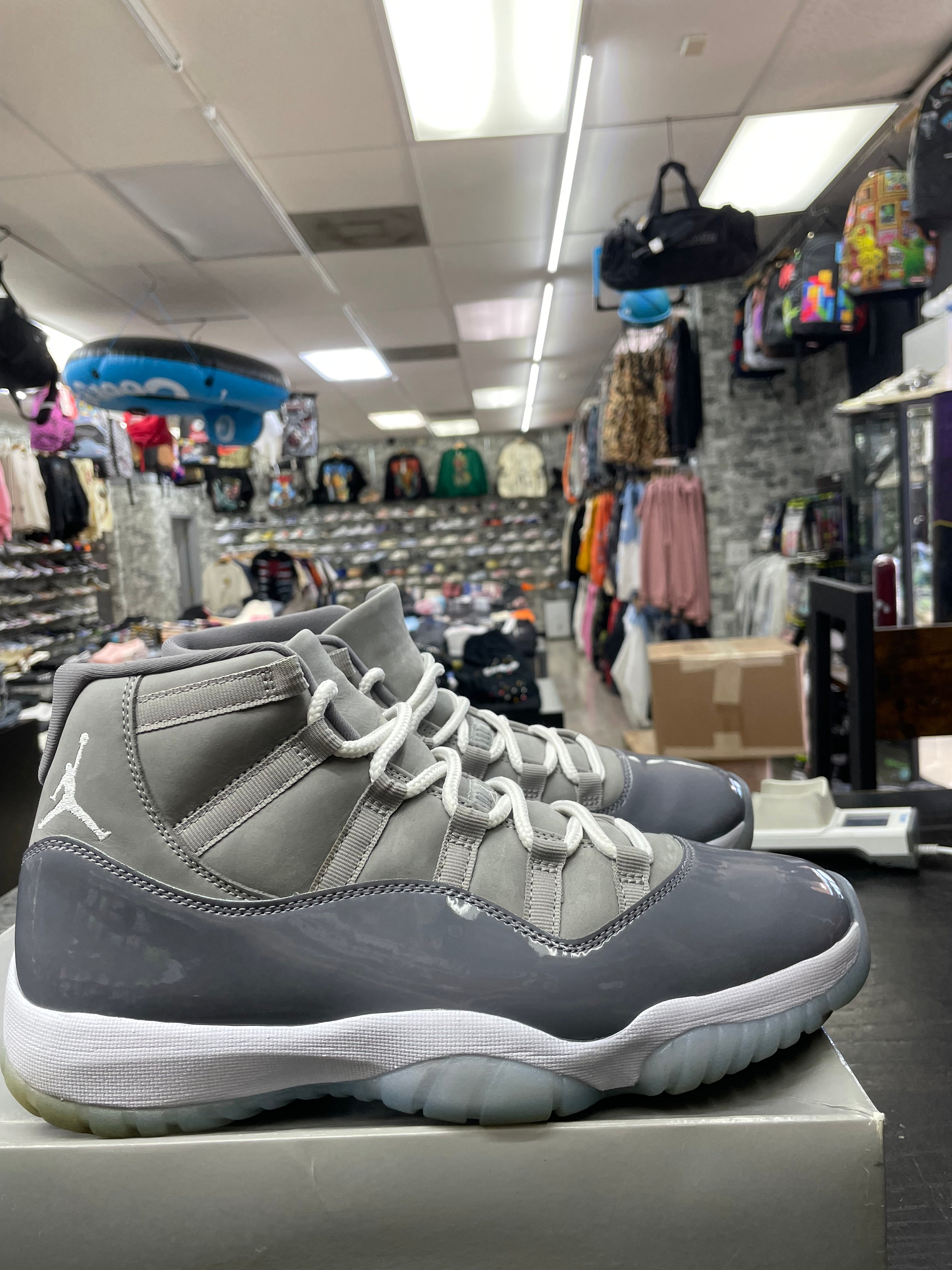 Air Jordan Retro 11 “Cool Grey” *Size 10.5 Preowned*