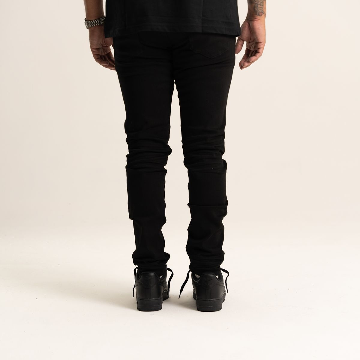 Reveer “Jet Black” Jeans