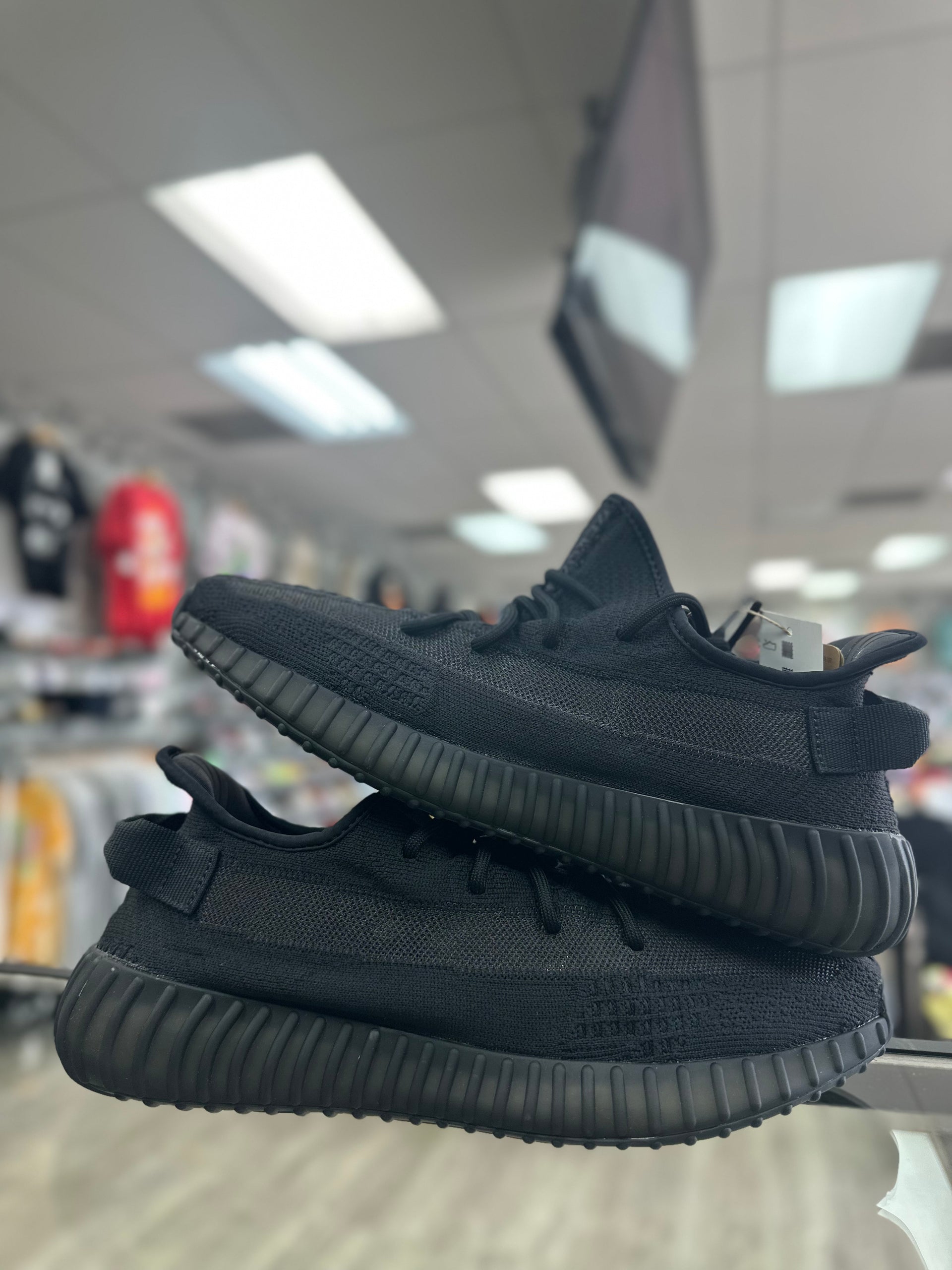 adidas yeezy 850 mg