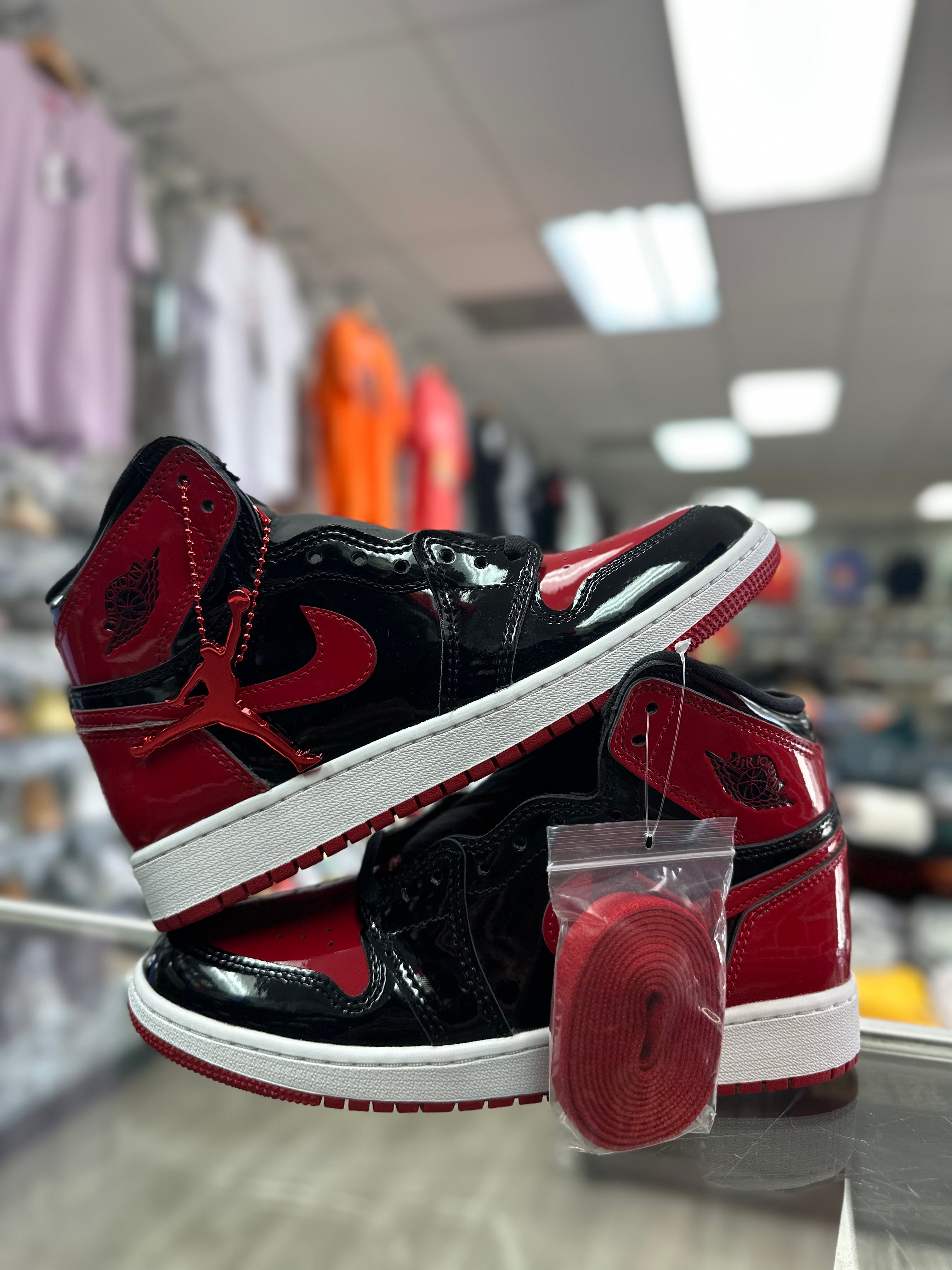 Air Jordan 1 "Bred Patent" (Men)