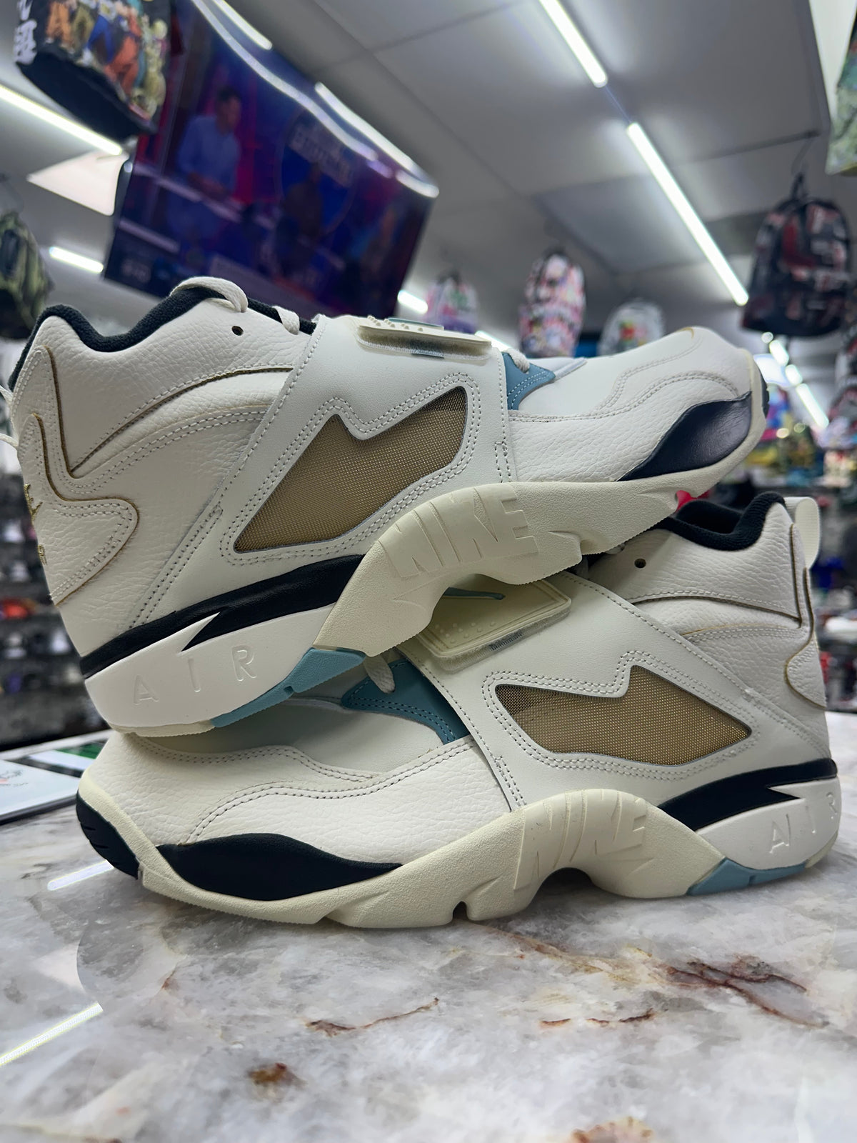 Nike Air Diamond Turf “Must Be the Money” IF2534-100