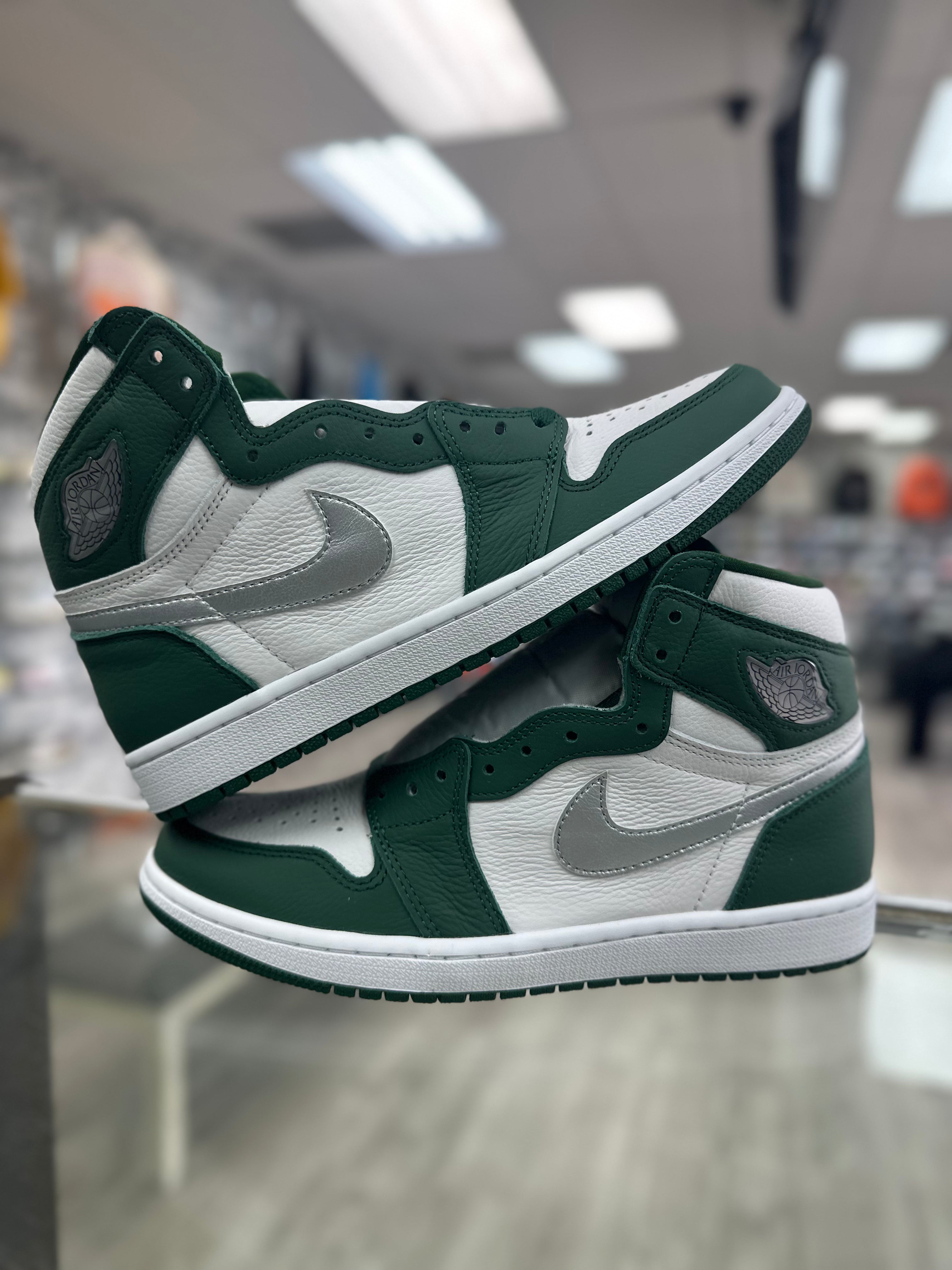 Air Jordan 1 "Gorge Green"