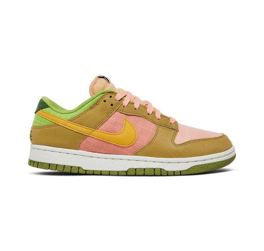 Nike Dunk Low "Sanded Gold"
