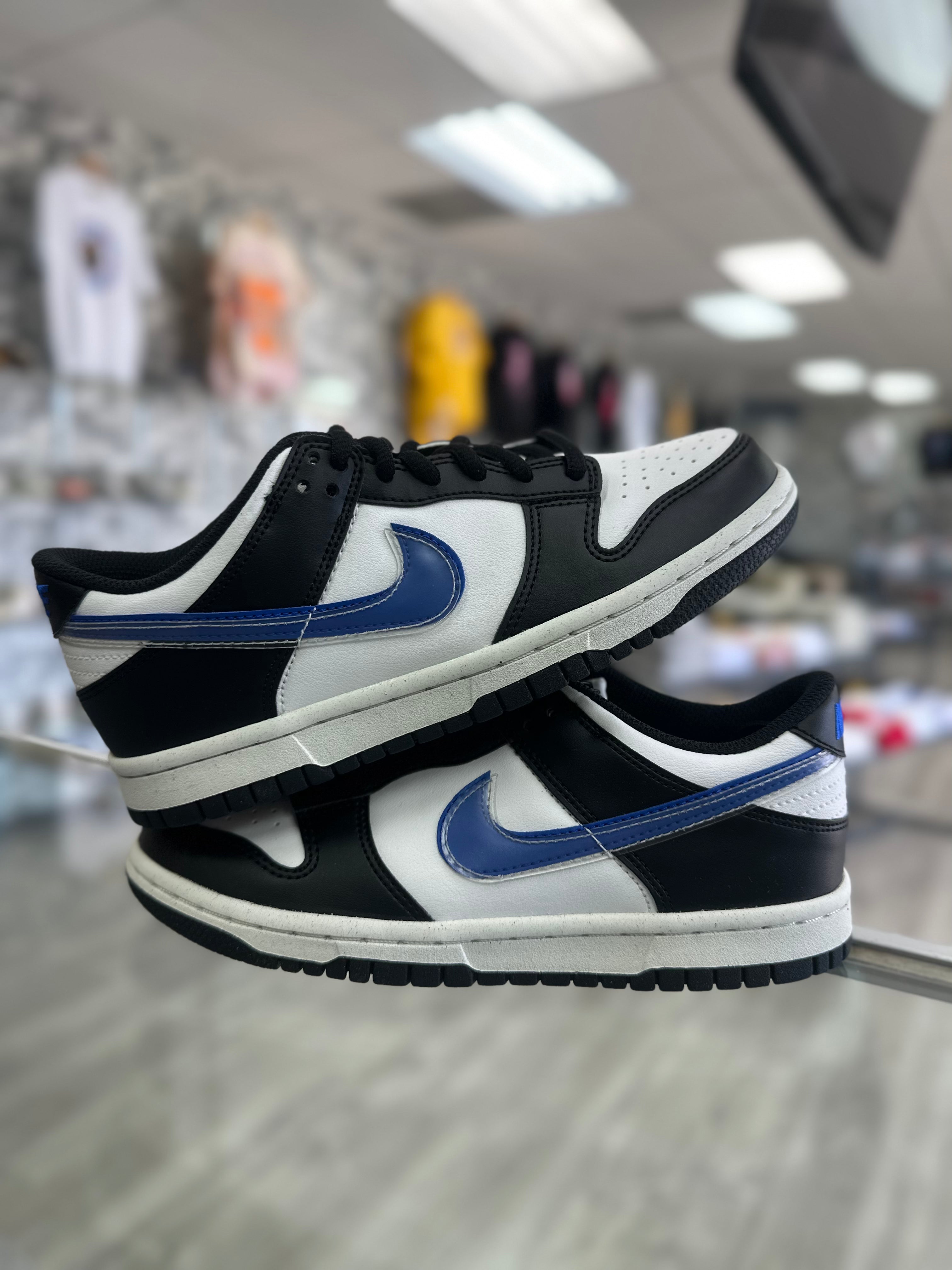 Nike Dunk Low "Blue Panda"